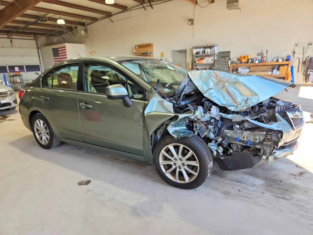 2014 Subaru Impreza Premium Green vin: JF1GJAC66EH015070
