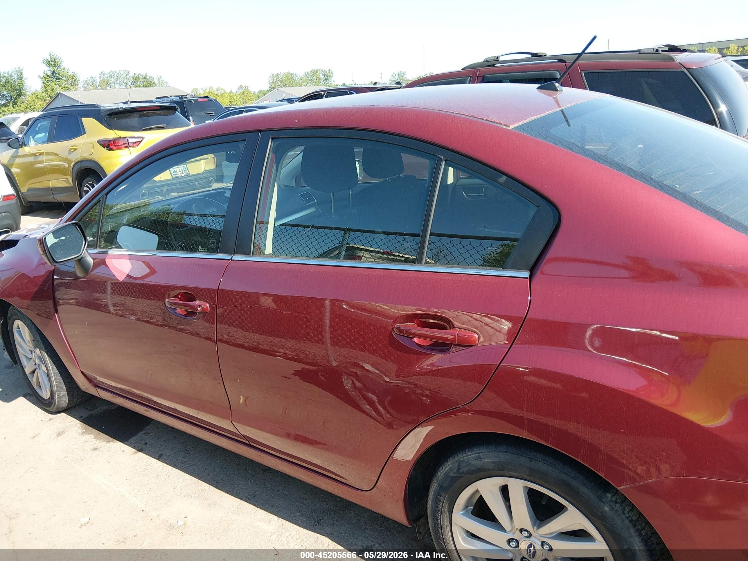 2015 Subaru Impreza 2.0i Premium Красный vin: JF1GJAC66FH020819