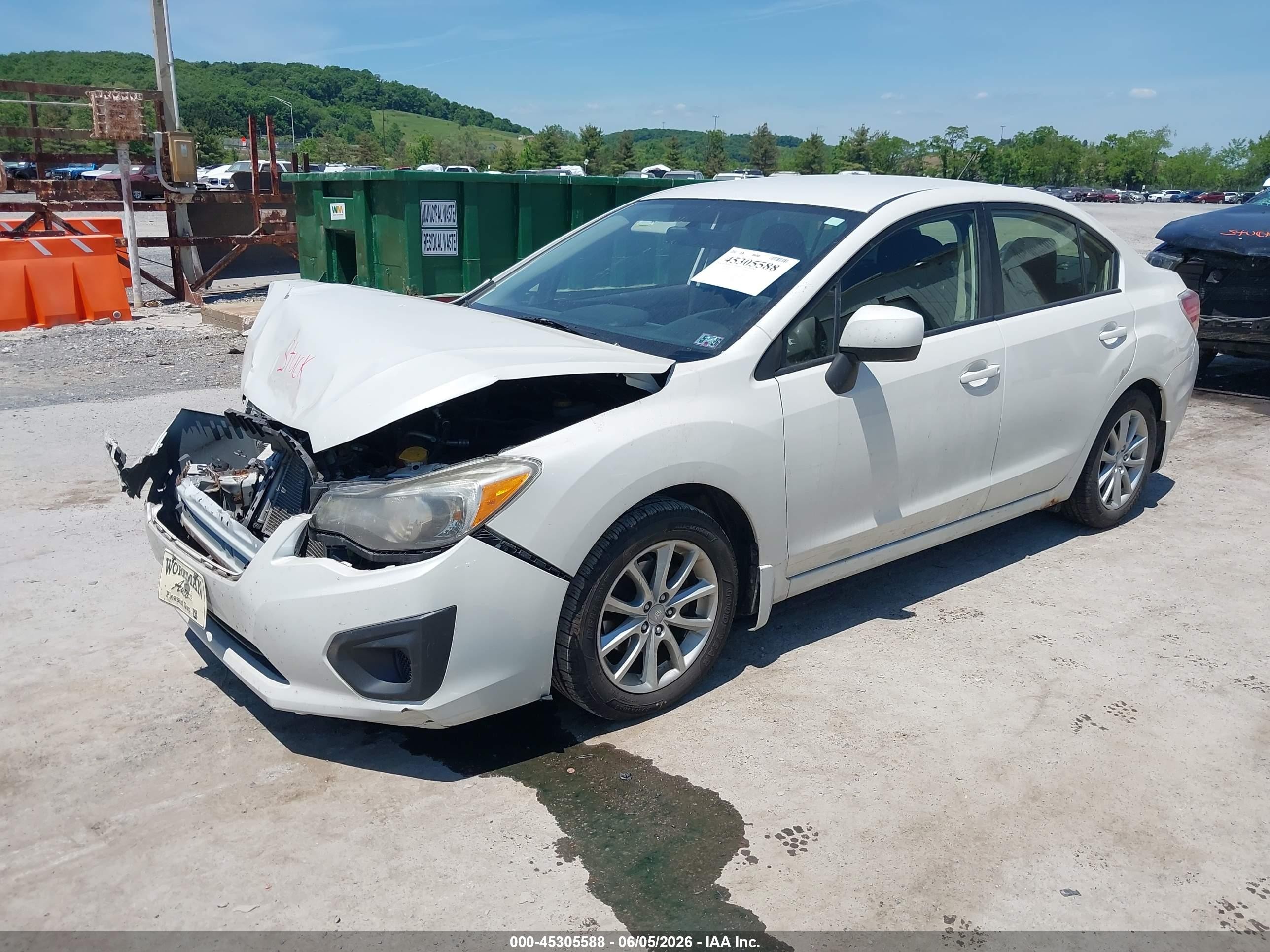 2014 Subaru Impreza 2.0i Premium White vin: JF1GJAC67EH007589