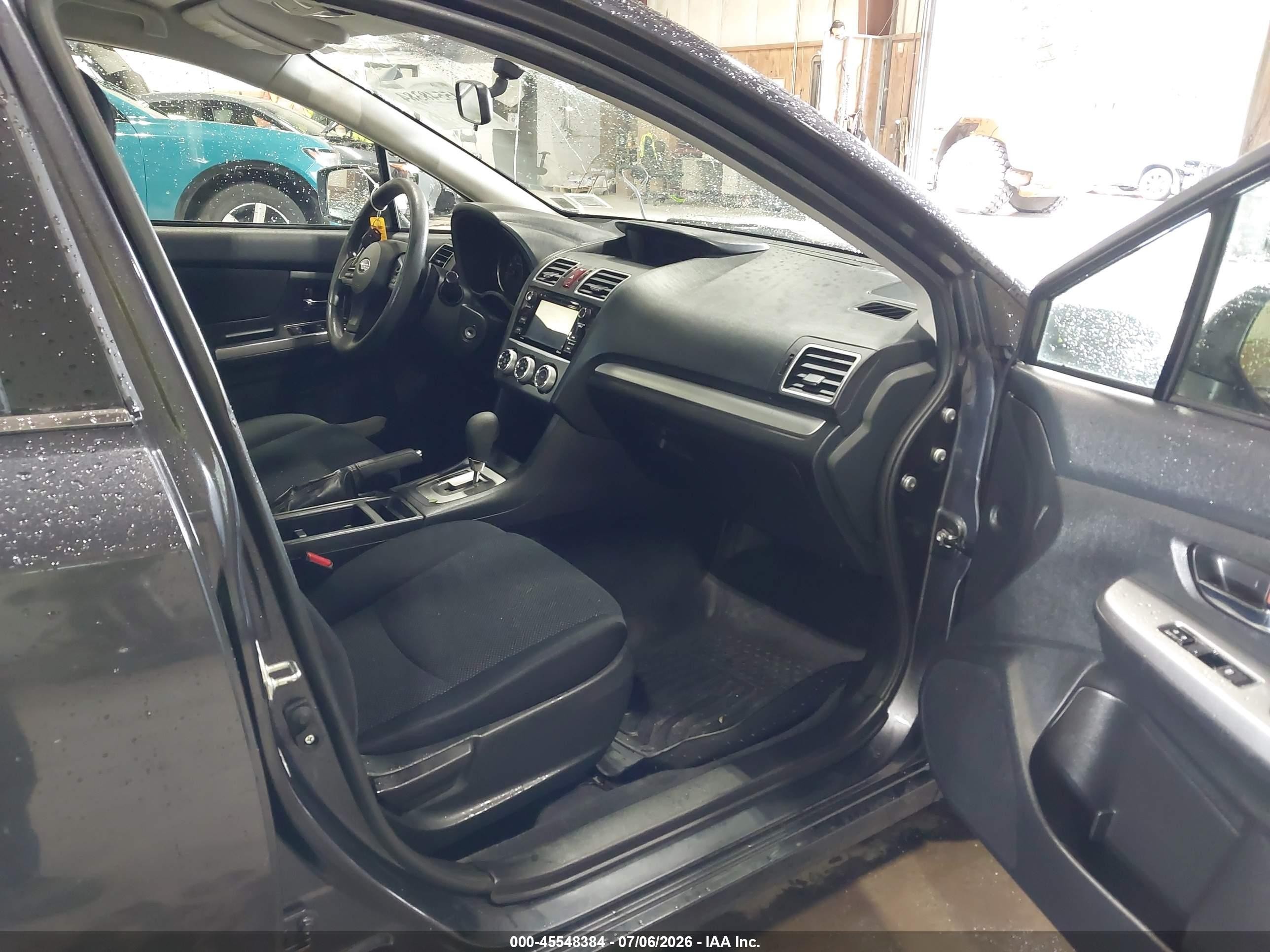 2015 Subaru Impreza 2.0i Premium Gray vin: JF1GJAC67FH002085