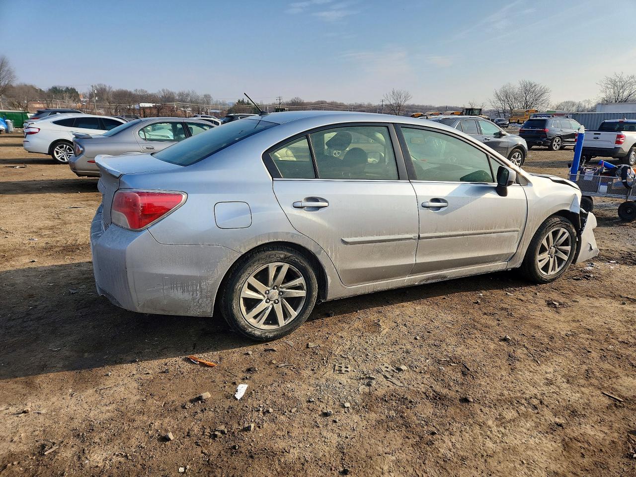 2015 Subaru Impreza Premium Silver vin: JF1GJAC67FH009554