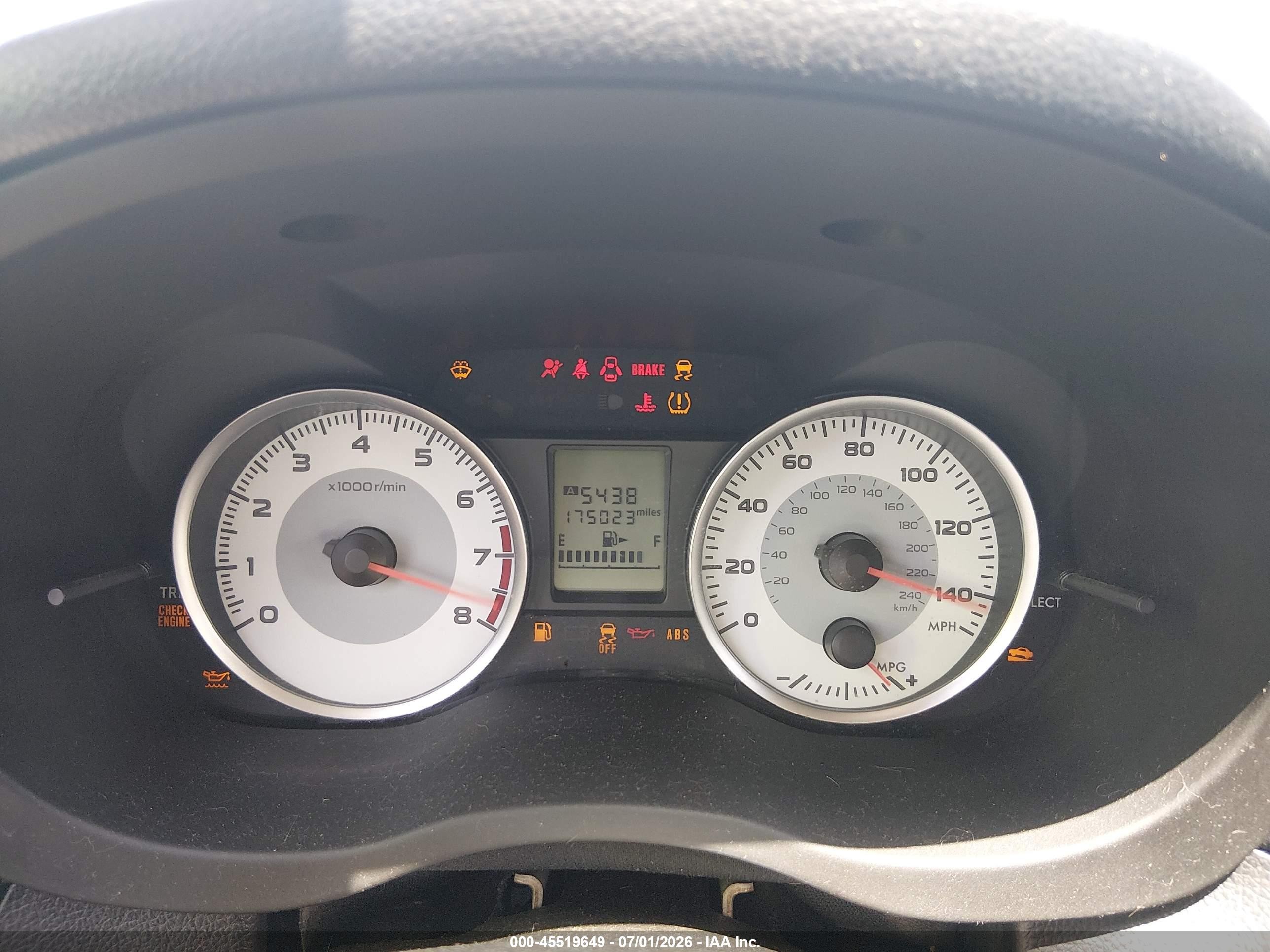 2014 Subaru Impreza 2.0i Premium Silver vin: JF1GJAC68EH021775