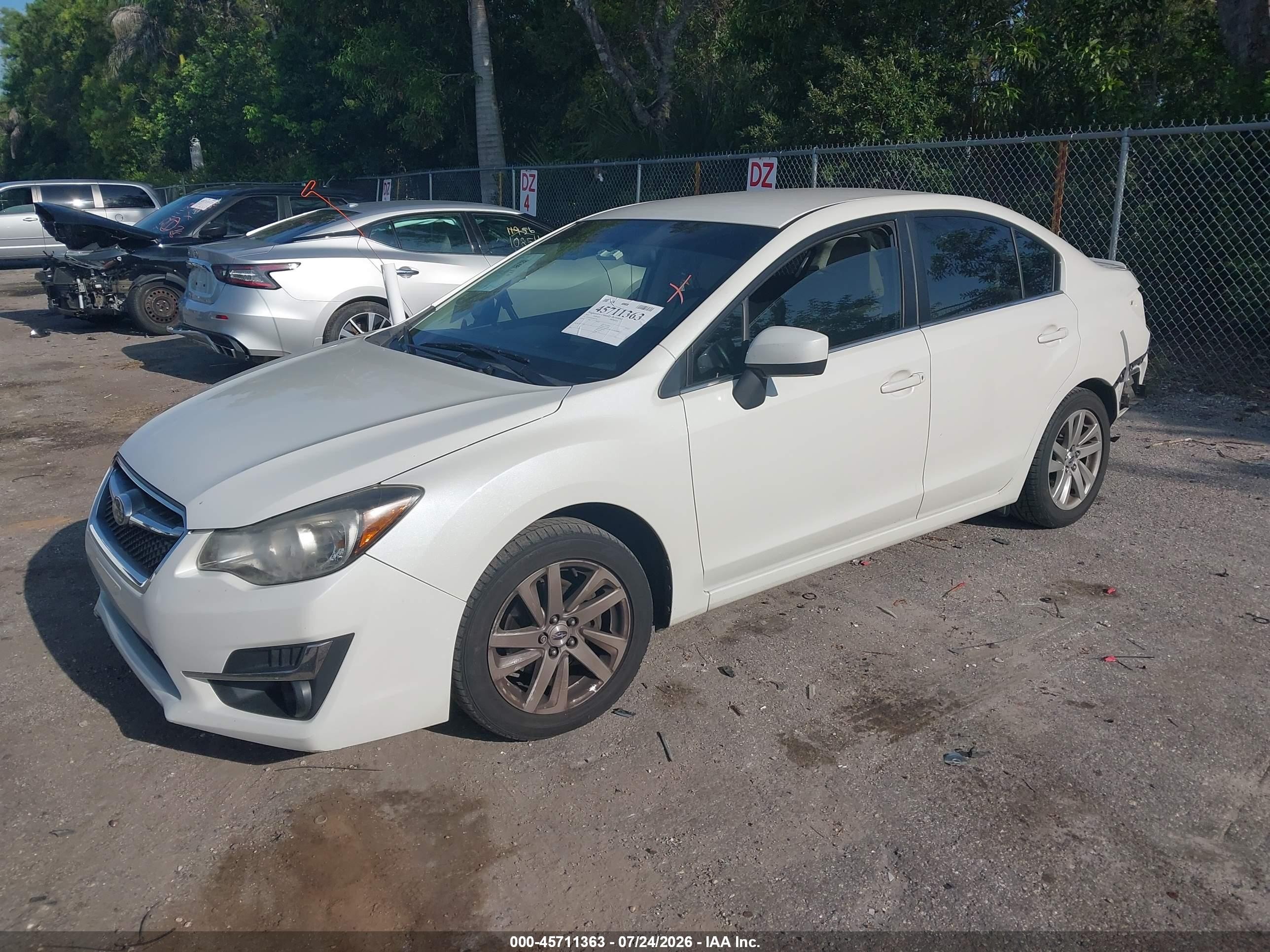 2015 Subaru Impreza 2.0i Premium White vin: JF1GJAC68FH021566