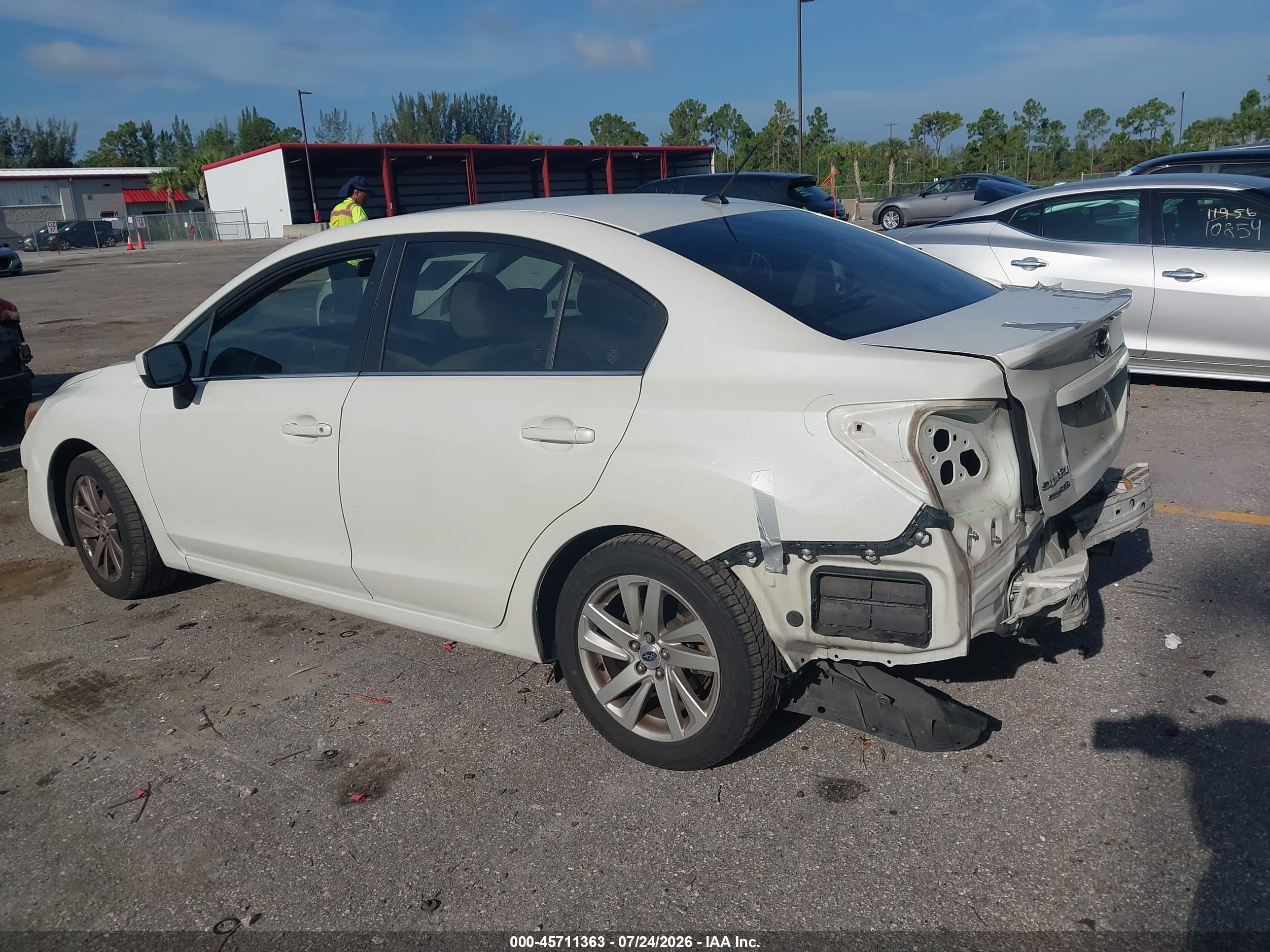 2015 Subaru Impreza 2.0i Premium White vin: JF1GJAC68FH021566