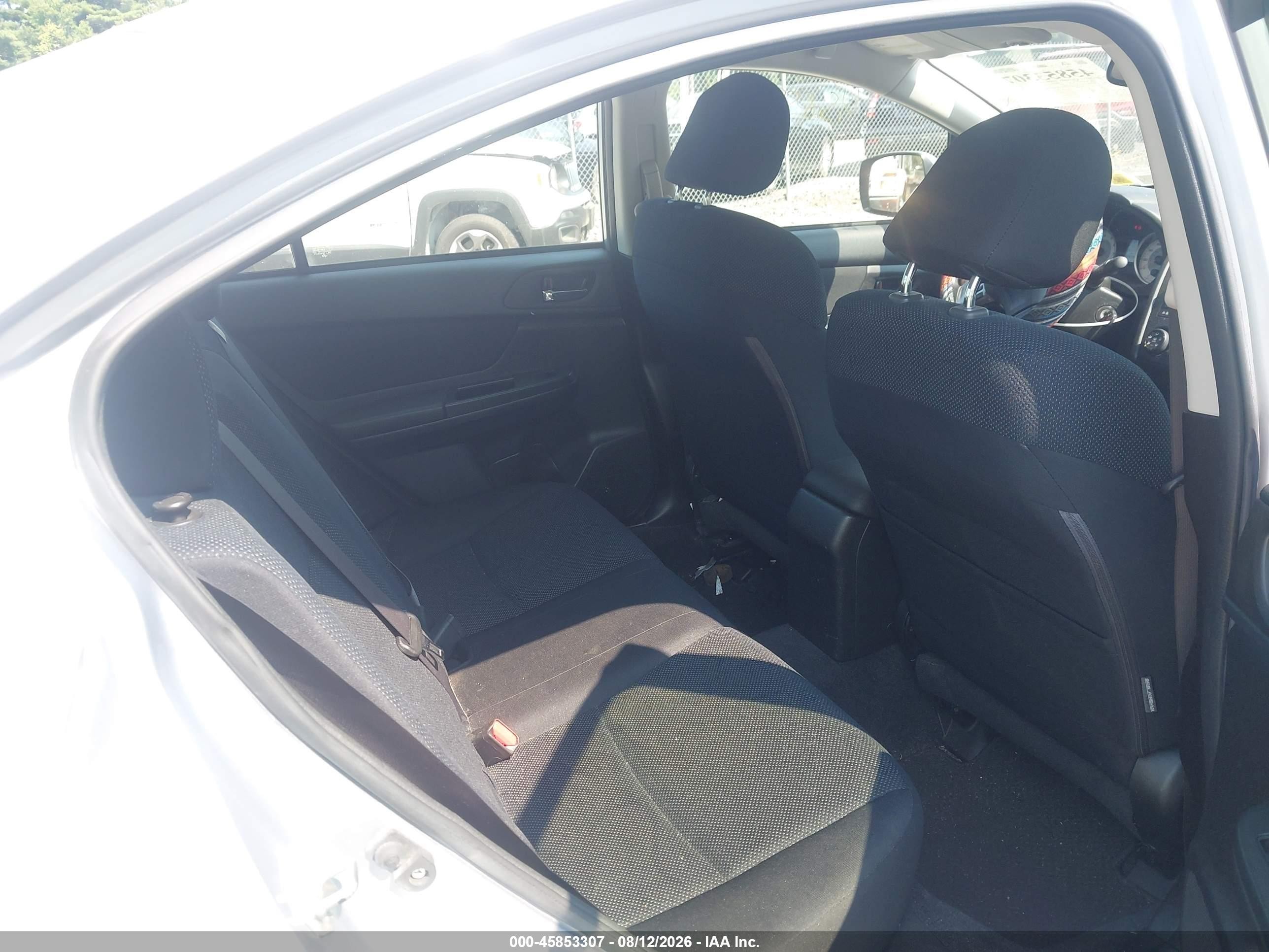 2014 Subaru Impreza 2.0i Premium Серебряный vin: JF1GJAC69EH007738