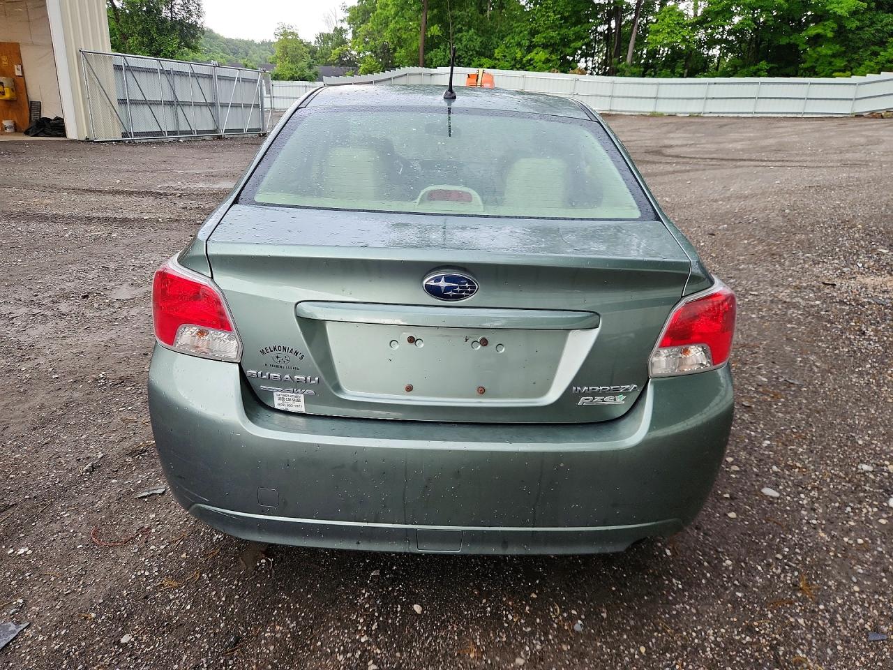 2014 Subaru Impreza Premium Green vin: JF1GJAC69EH013913
