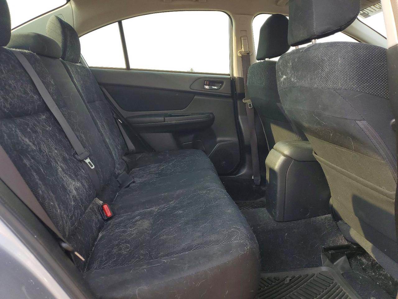 2014 Subaru Impreza Premium Серебряный vin: JF1GJAC69EH017783