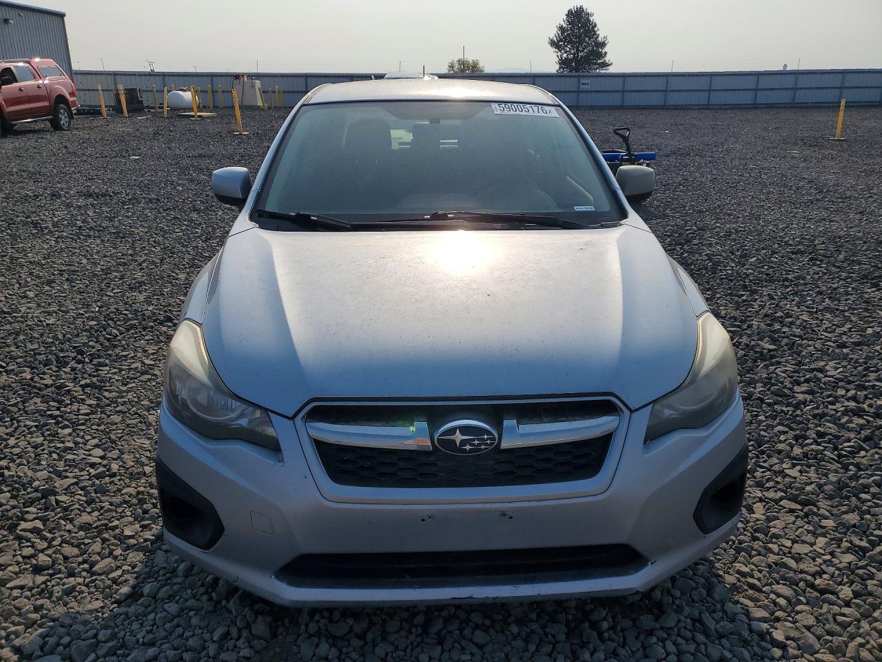 2014 Subaru Impreza Premium Серебряный vin: JF1GJAC69EH017783