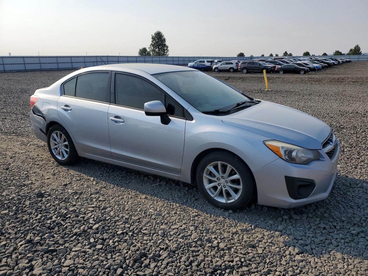 2014 Subaru Impreza Premium Серебряный vin: JF1GJAC69EH017783