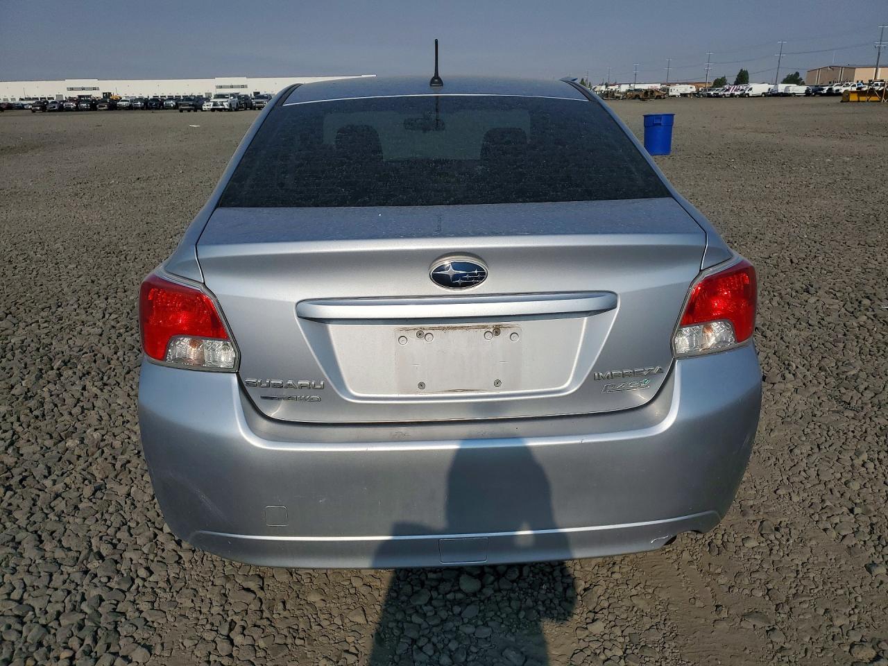 2014 Subaru Impreza Premium Серебряный vin: JF1GJAC69EH017783