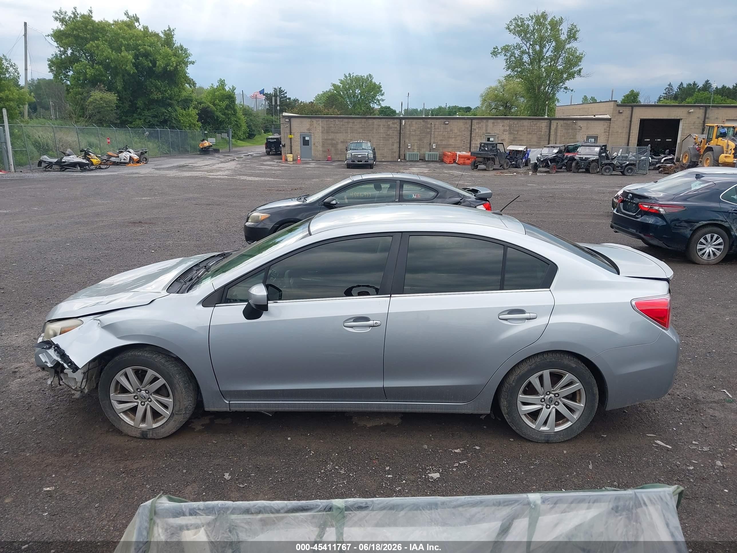 2015 Subaru Impreza 2.0i Premium Silver vin: JF1GJAC69FH007921