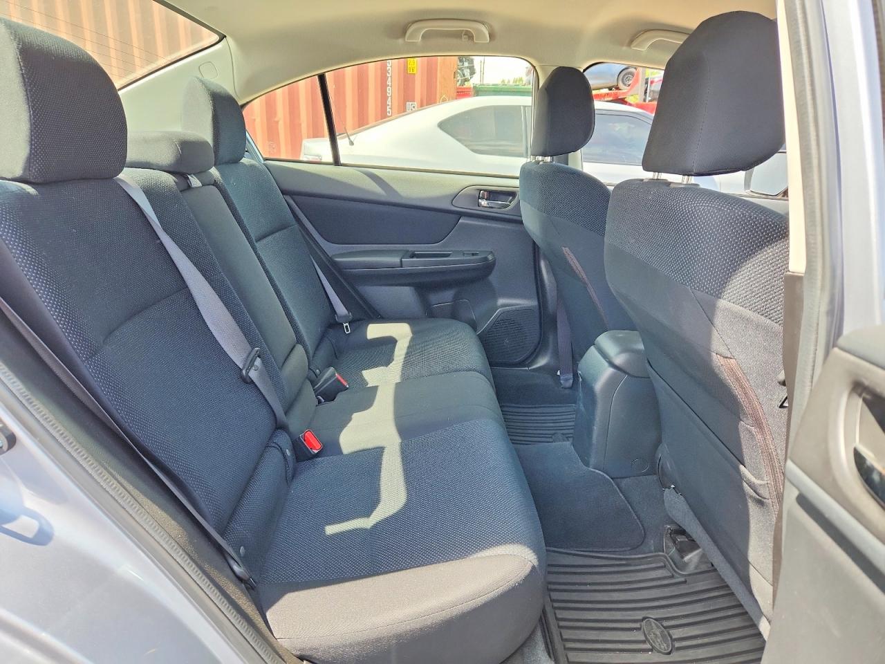2013 Subaru Impreza Premium Silver vin: JF1GJAC6XDH026202