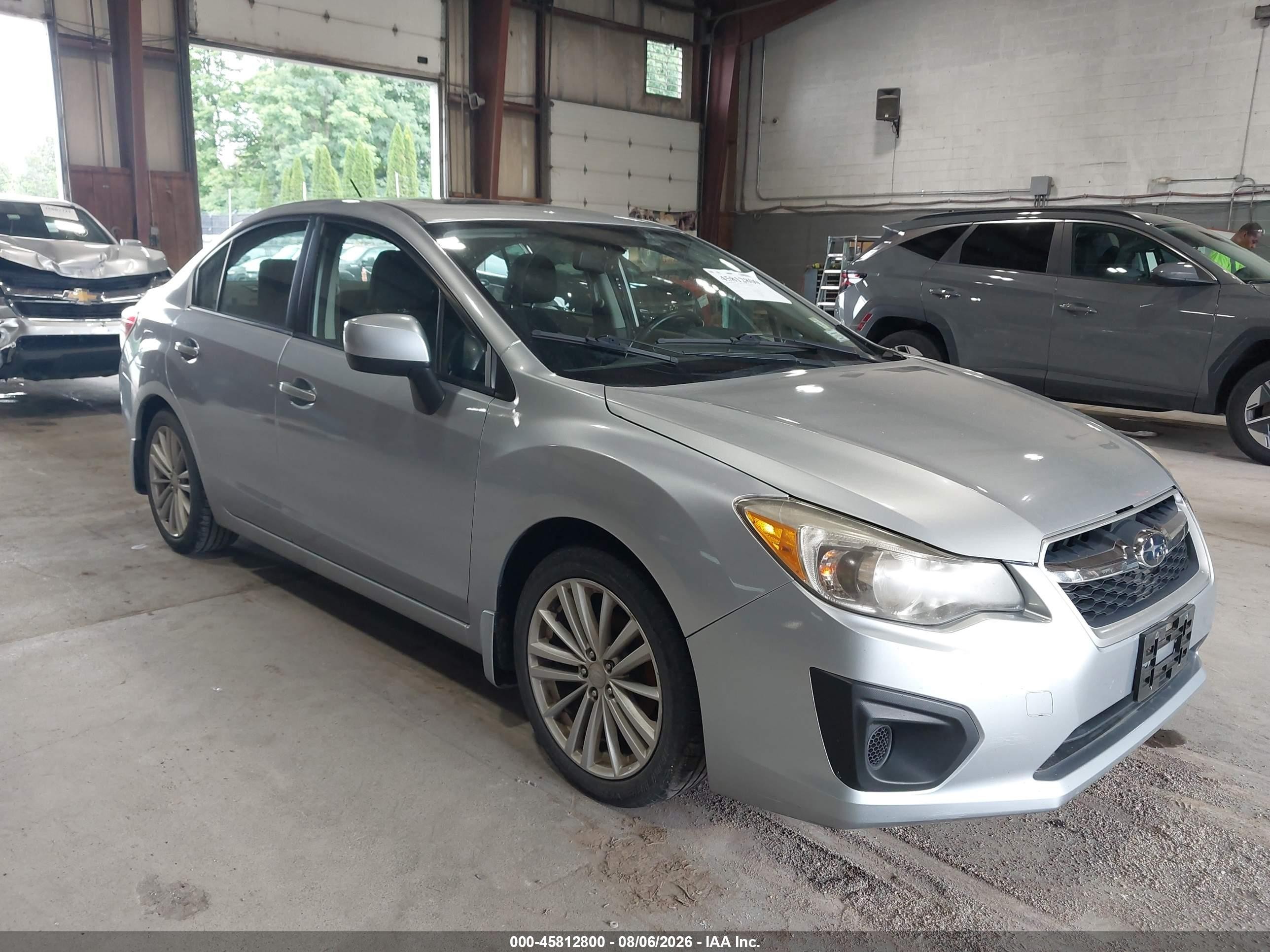 2012 Subaru Impreza 2.0i Premium Серебряный vin: JF1GJAD62CH005230
