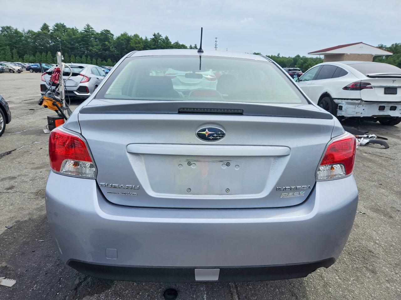 2012 Subaru Impreza Premium Silver vin: JF1GJAD66CH019096