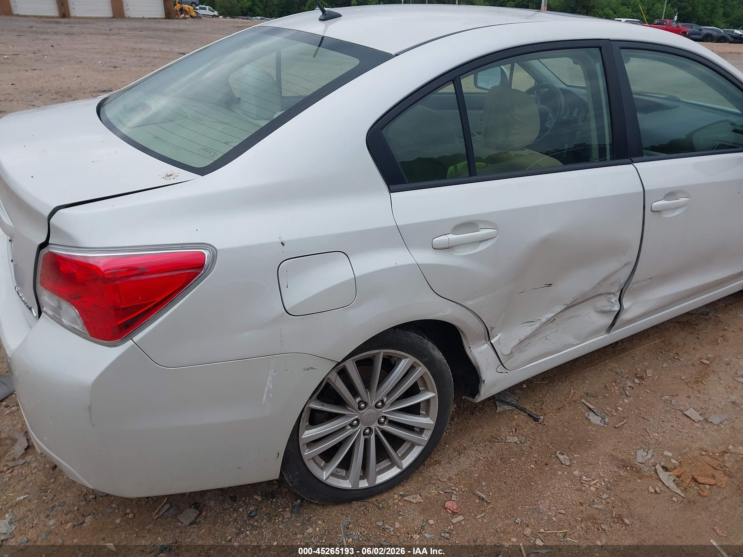 2012 Subaru Impreza 2.0i Premium White vin: JF1GJAD66CH019373