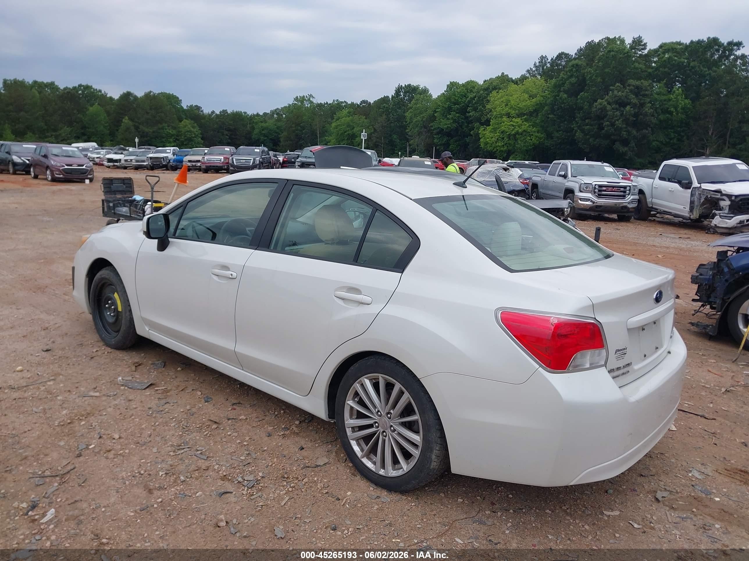 2012 Subaru Impreza 2.0i Premium White vin: JF1GJAD66CH019373