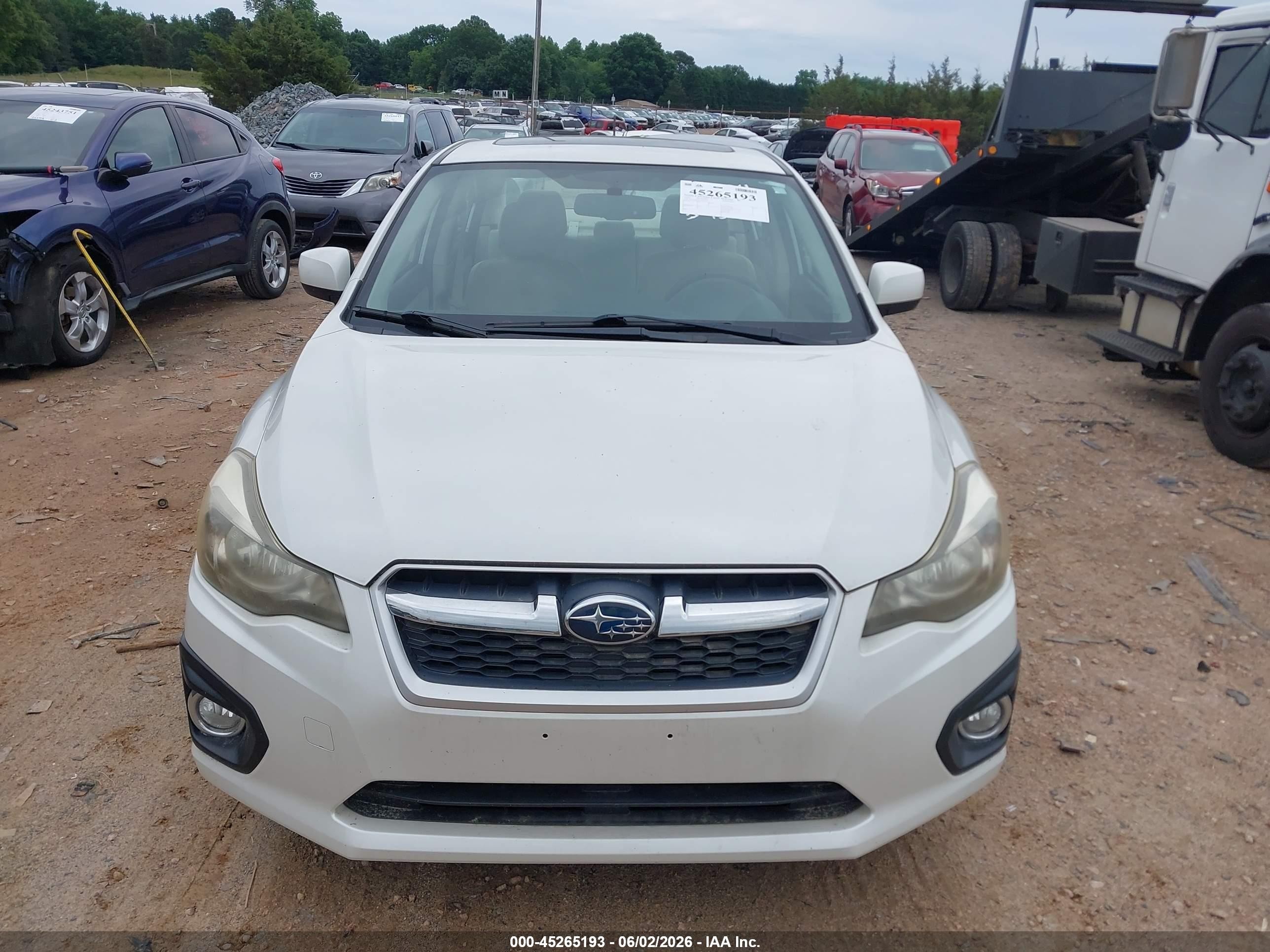 2012 Subaru Impreza 2.0i Premium White vin: JF1GJAD66CH019373