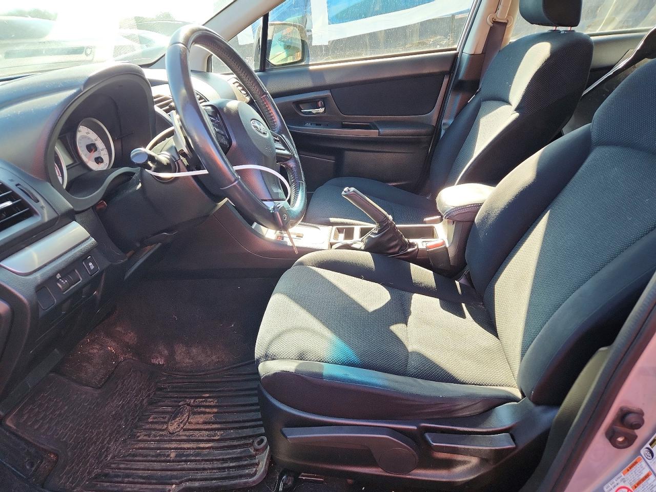 2013 Subaru Impreza Premium Silver vin: JF1GJAD68DH008330