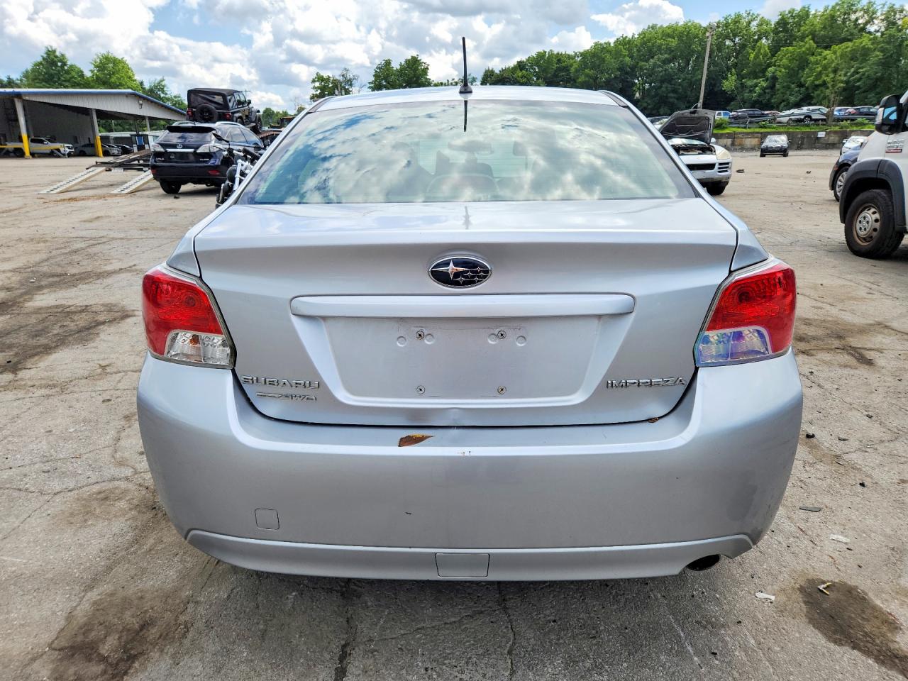 2013 Subaru Impreza Premium Silver vin: JF1GJAD68DH014757