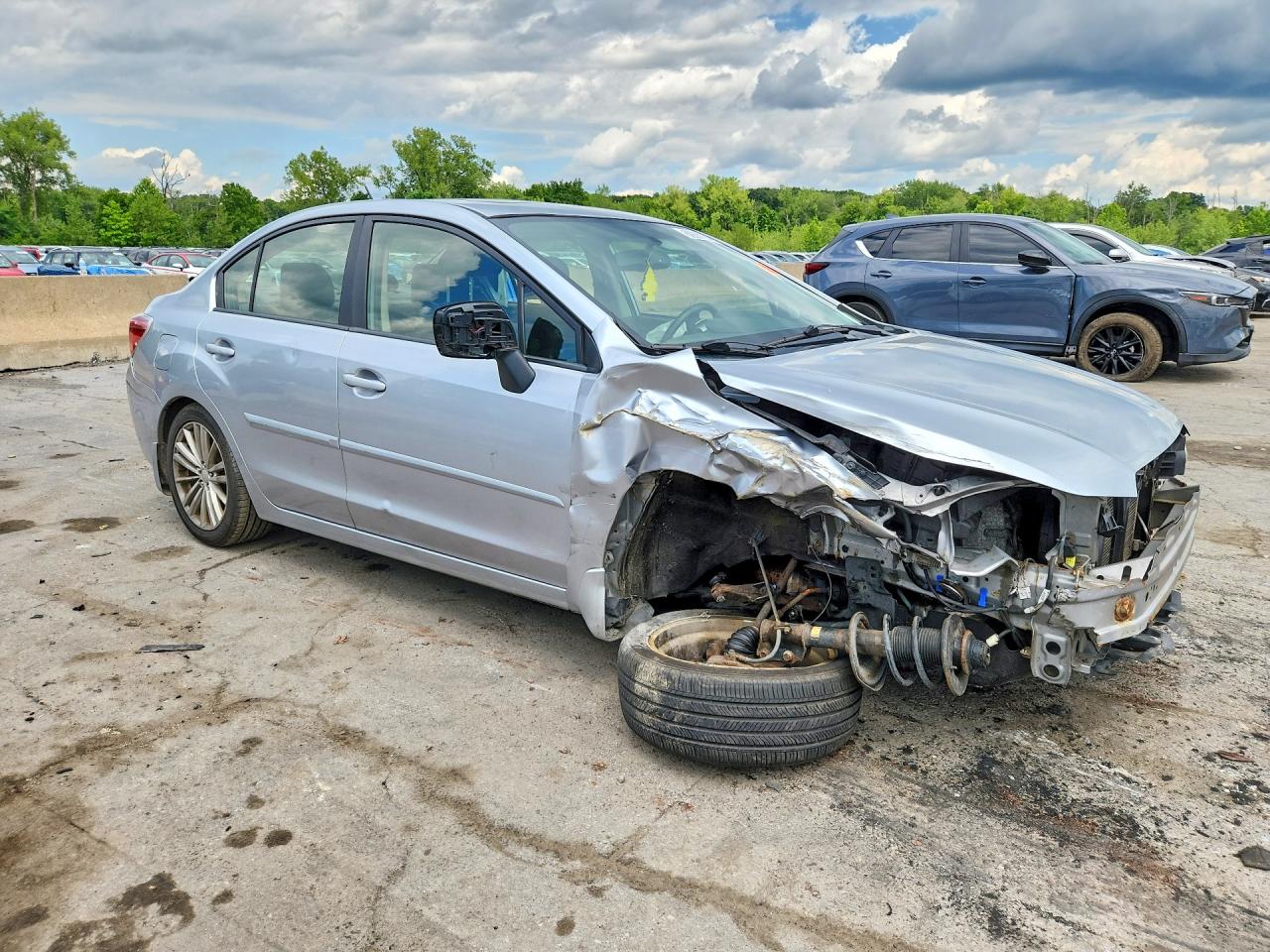 2013 Subaru Impreza Premium Silver vin: JF1GJAD68DH014757