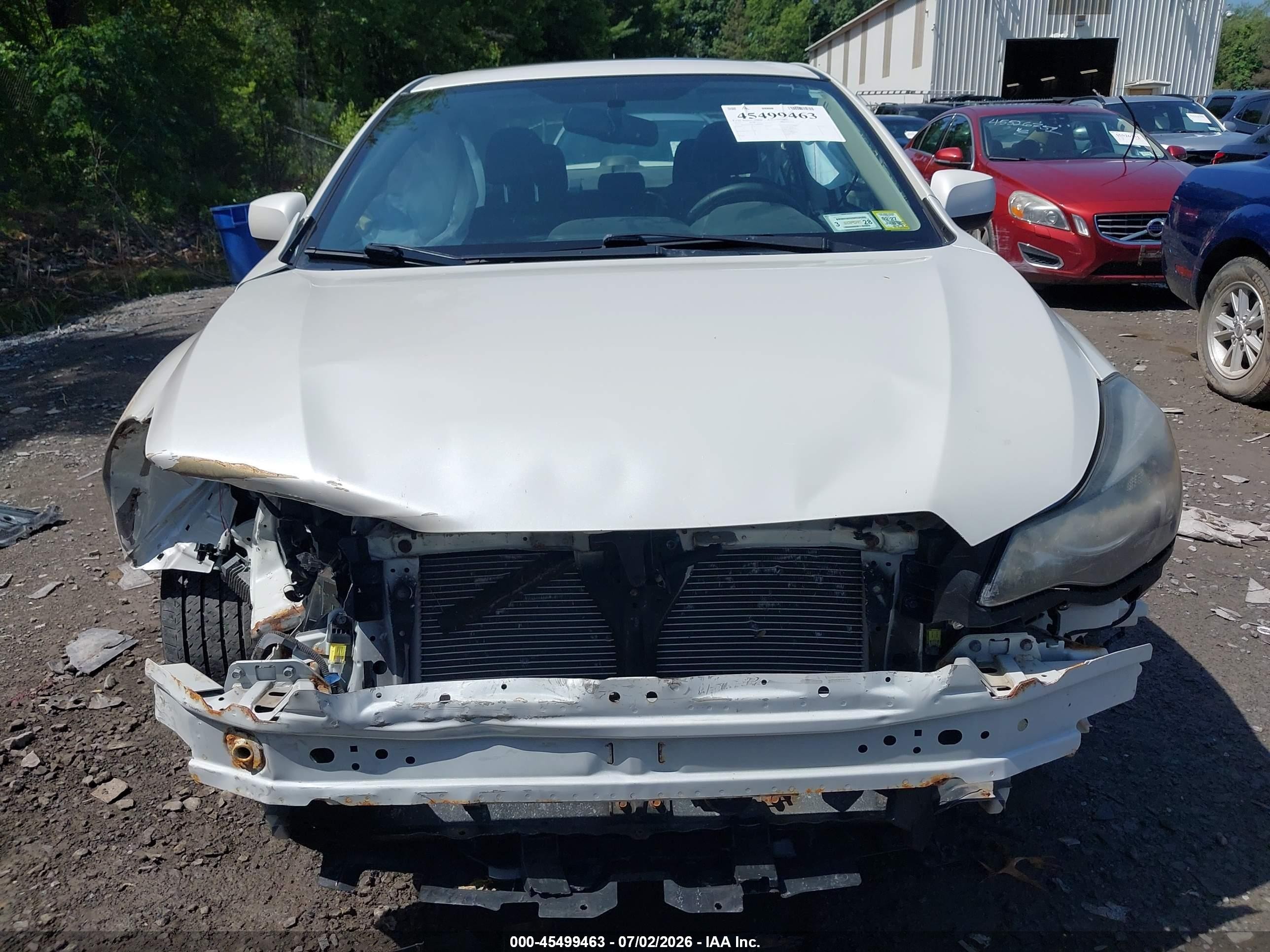 2014 Subaru Impreza 2.0i Premium White vin: JF1GJAD68EH009592