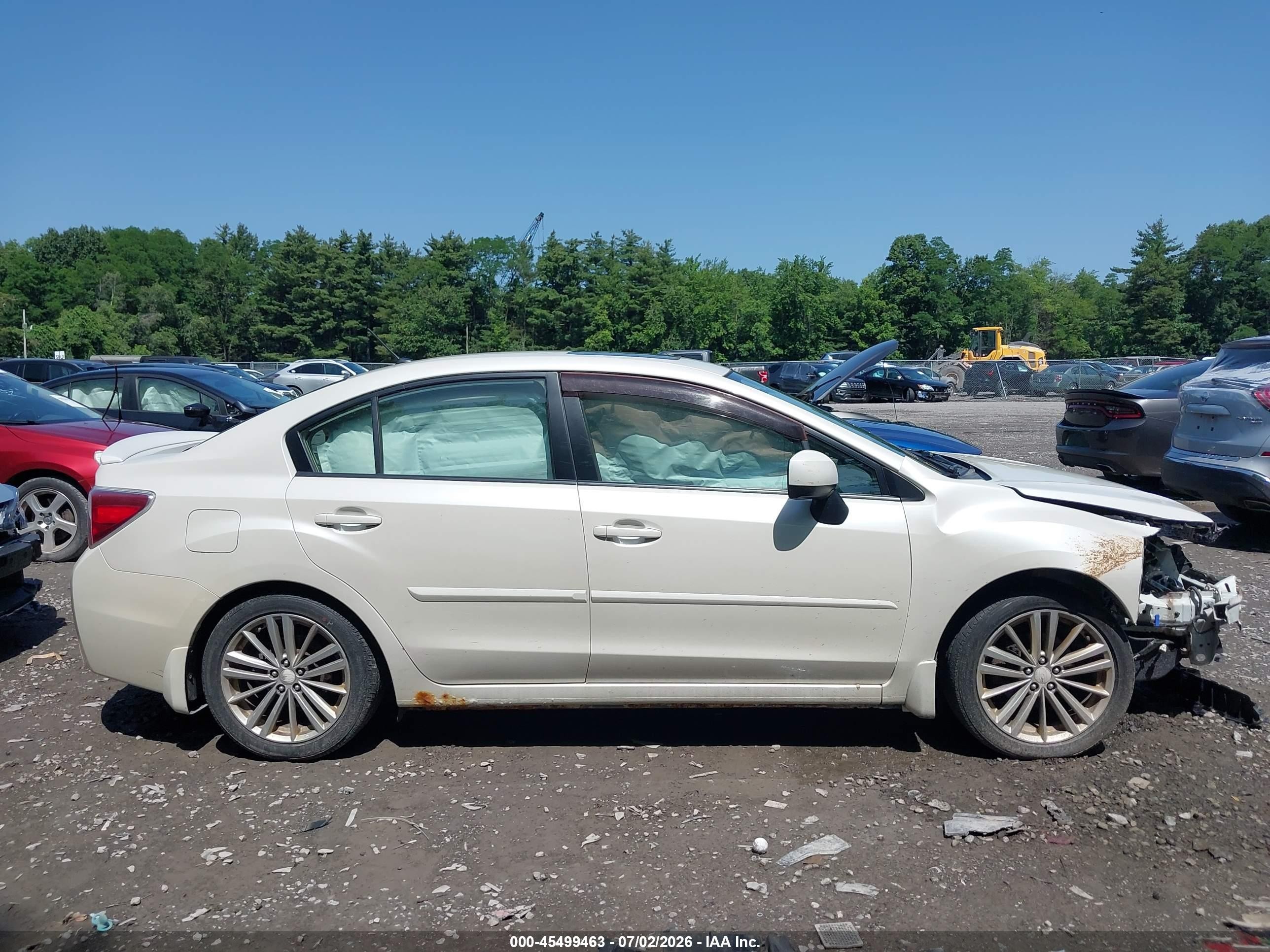 2014 Subaru Impreza 2.0i Premium White vin: JF1GJAD68EH009592
