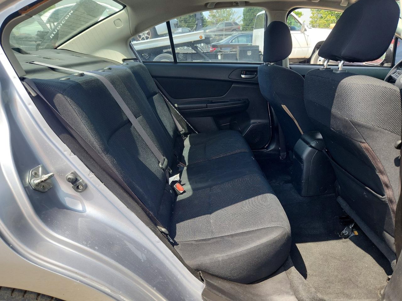 2012 Subaru Impreza Premium Silver vin: JF1GJAD69CH015043