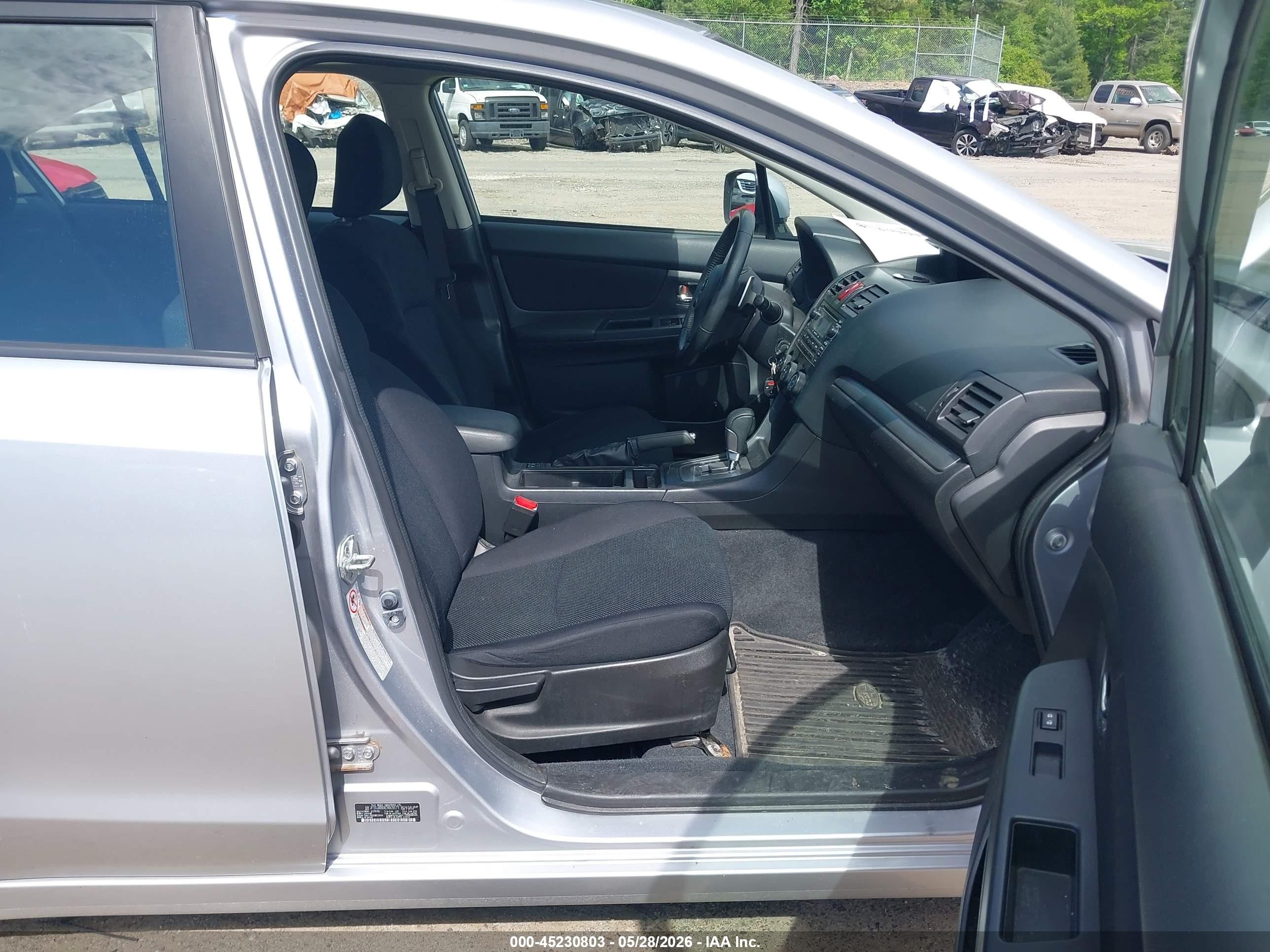 2012 Subaru Impreza 2.0i Premium Silver vin: JF1GJAD6XCH005573