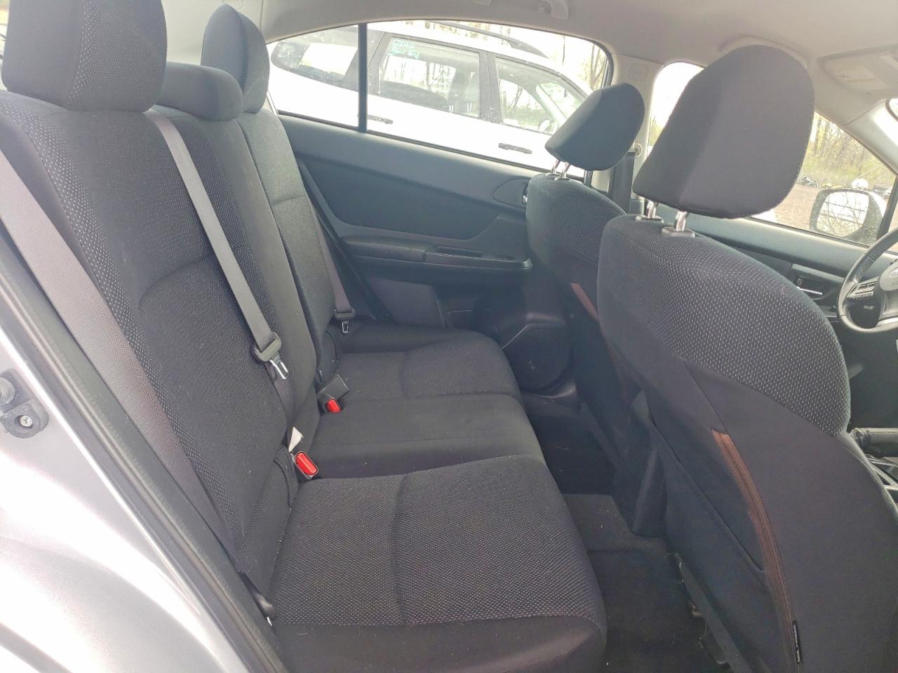 2013 Subaru Impreza Premium Silver vin: JF1GJAE65DH027755