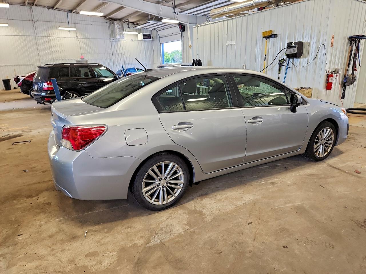 2014 Subaru Impreza Premium Silver vin: JF1GJAE65EH011735