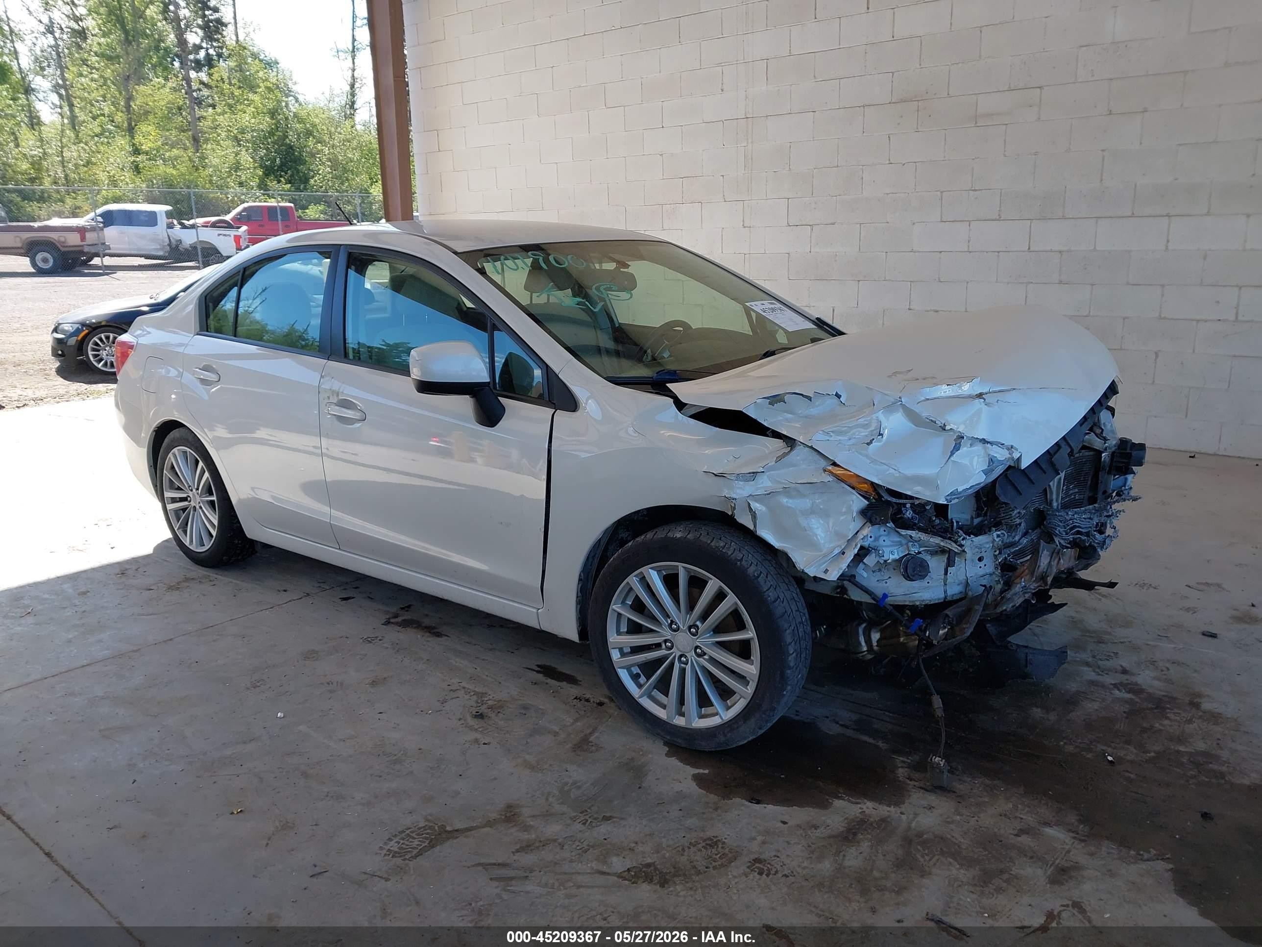 2012 Subaru Impreza 2.0i Premium White vin: JF1GJAE68CH007353