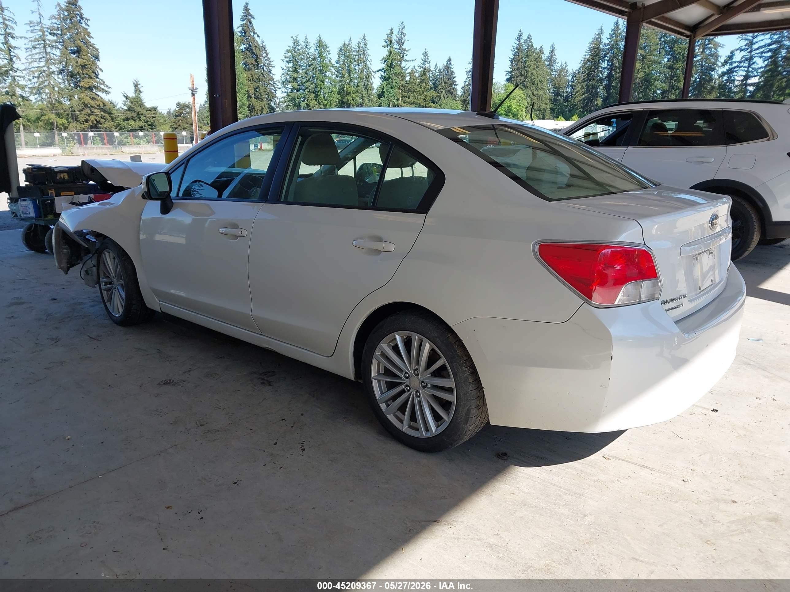 2012 Subaru Impreza 2.0i Premium White vin: JF1GJAE68CH007353
