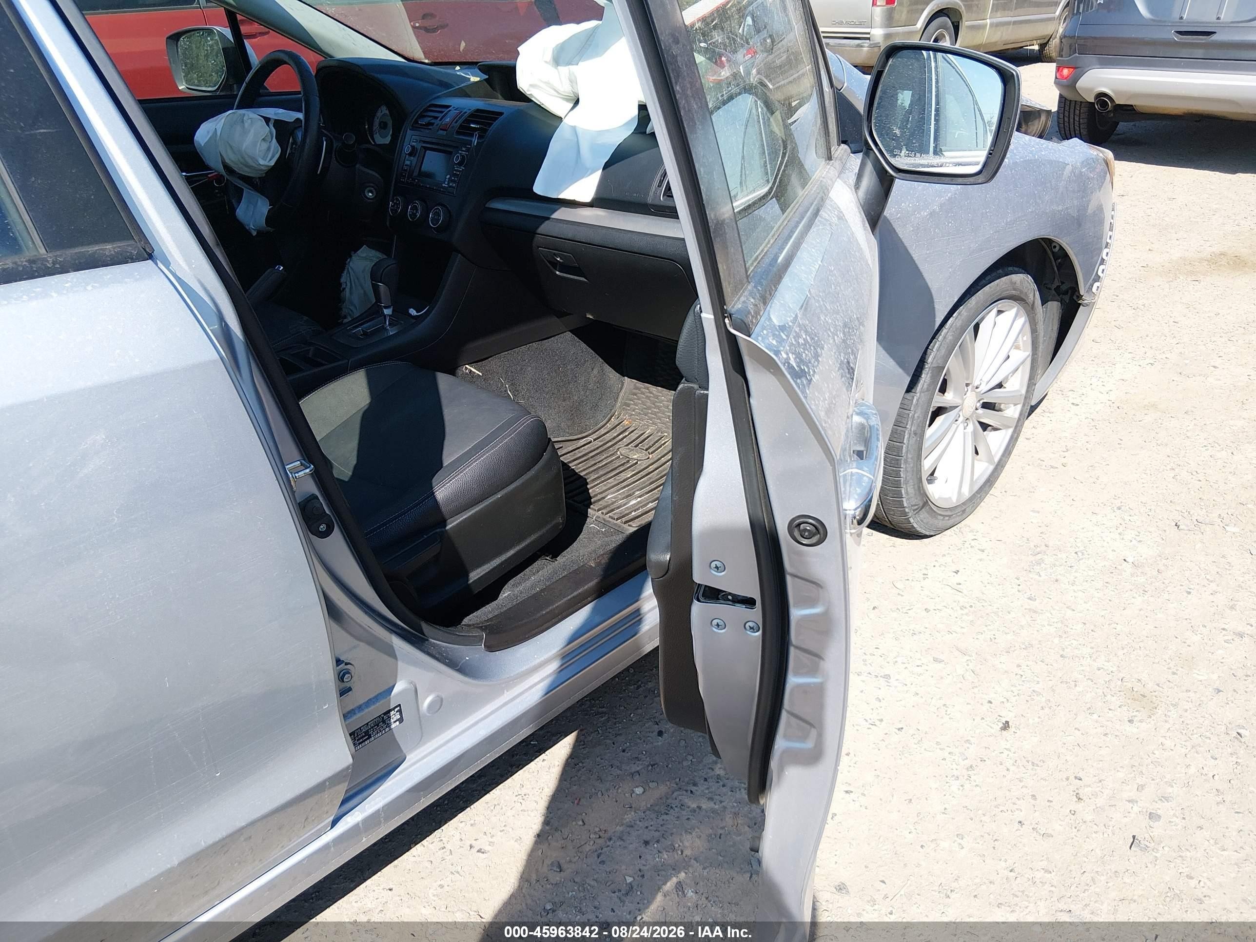 2014 Subaru Impreza 2.0i Limited Silver vin: JF1GJAG60EH013731