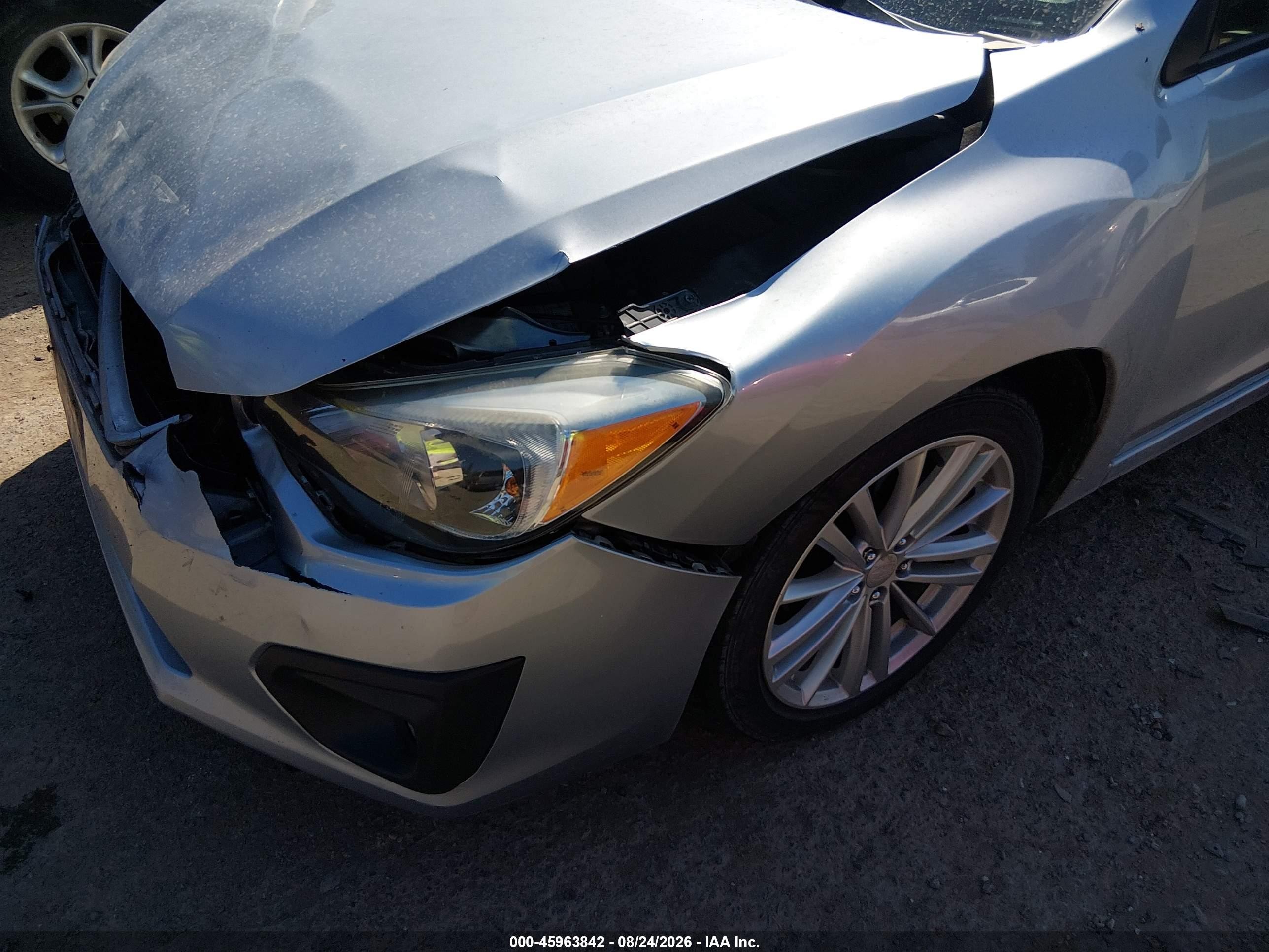 2014 Subaru Impreza 2.0i Limited Silver vin: JF1GJAG60EH013731