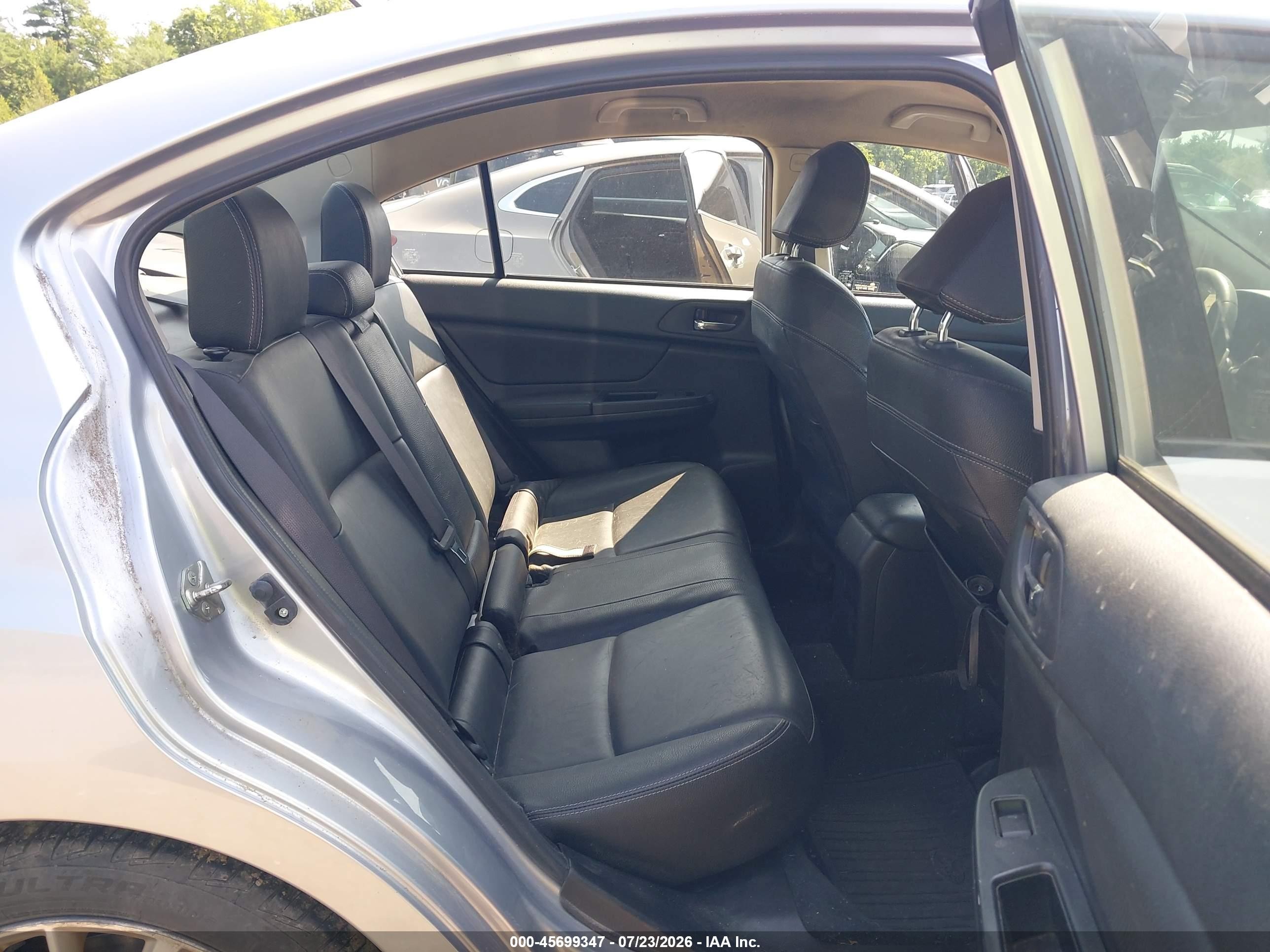 2014 Subaru Impreza 2.0i Limited Серебряный vin: JF1GJAG67EH018909