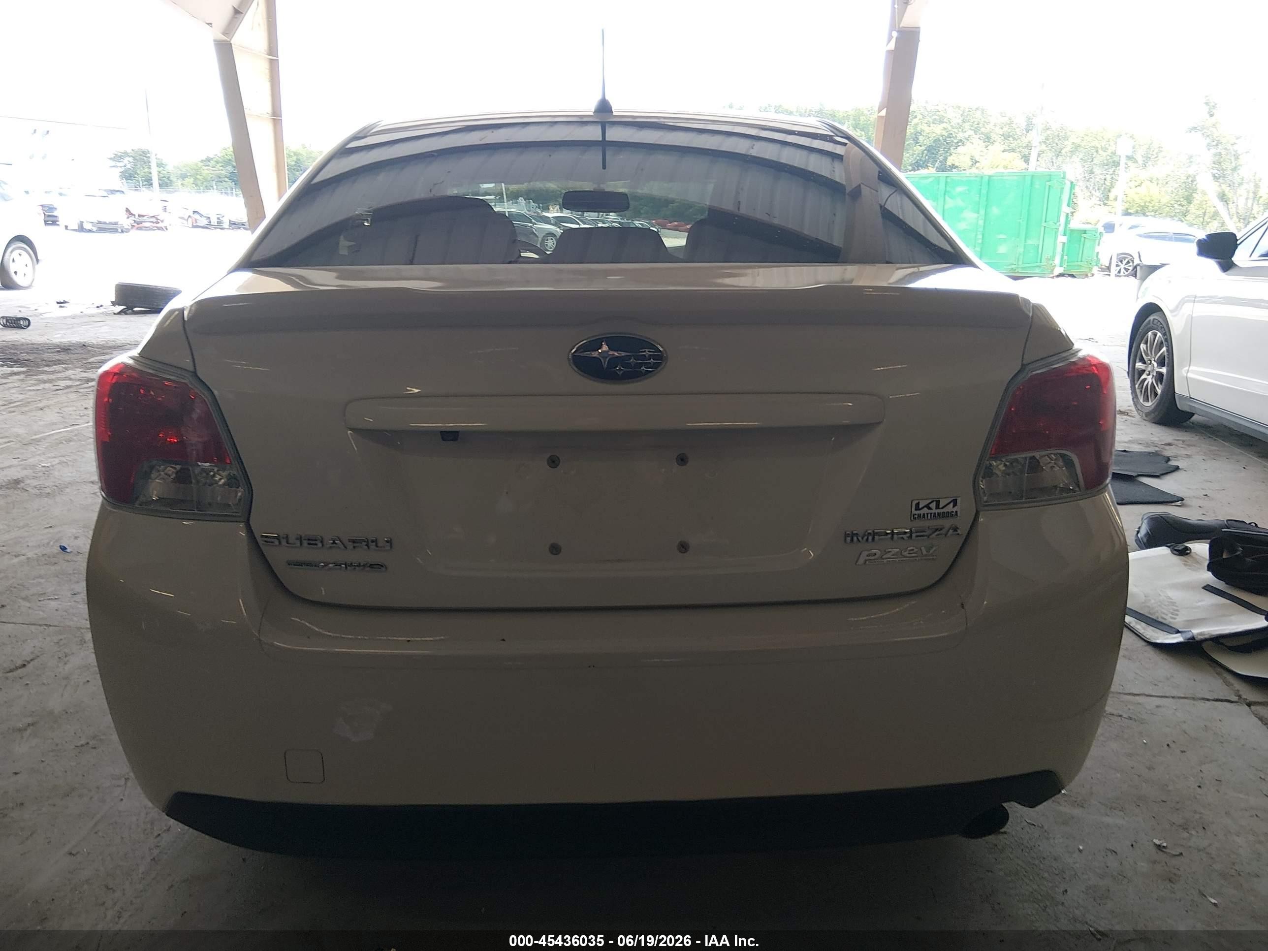 2015 Subaru Impreza 2.0i Premium White vin: JF1GJAK60FH015536