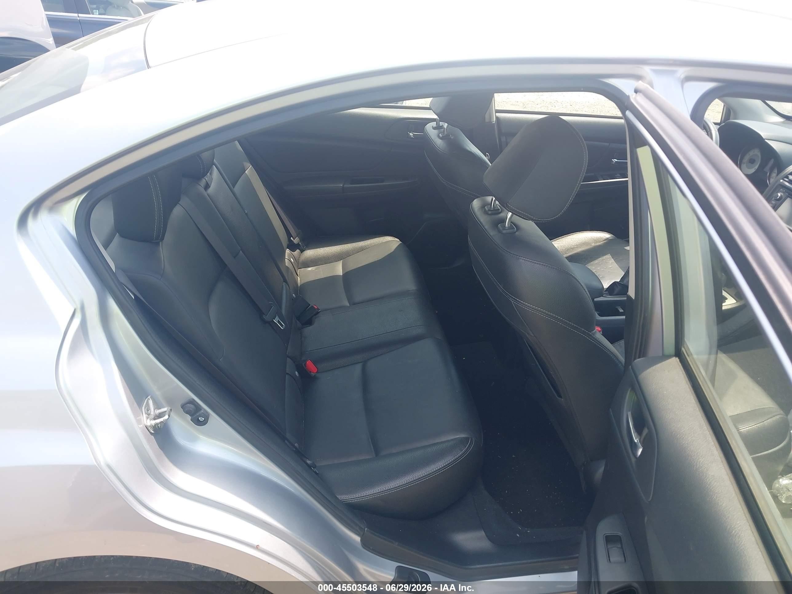 2013 Subaru Impreza 2.0i Limited Silver vin: JF1GJAK61DH030950