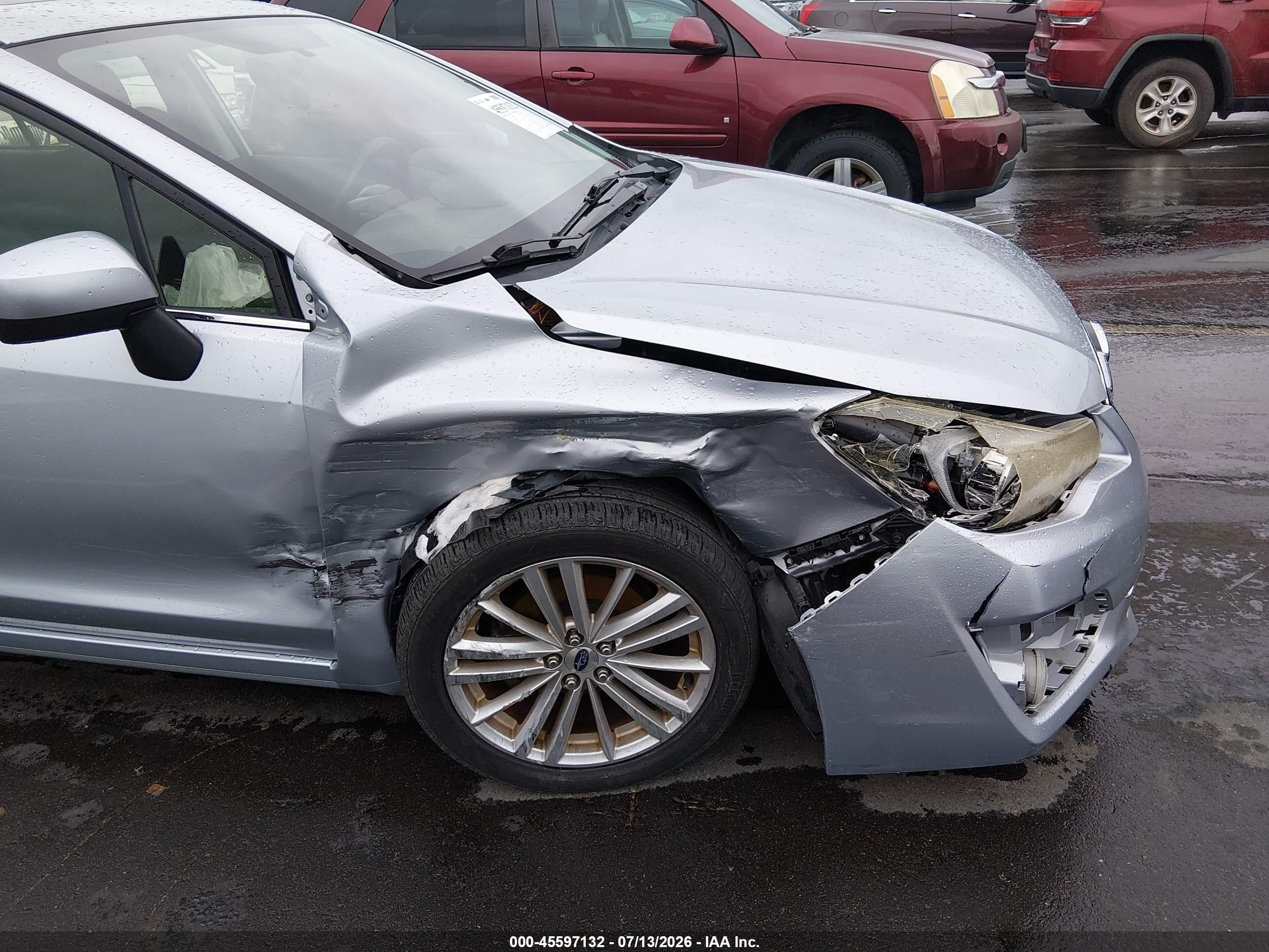 2015 Subaru Impreza 2.0i Premium Silver vin: JF1GJAK61FH005629