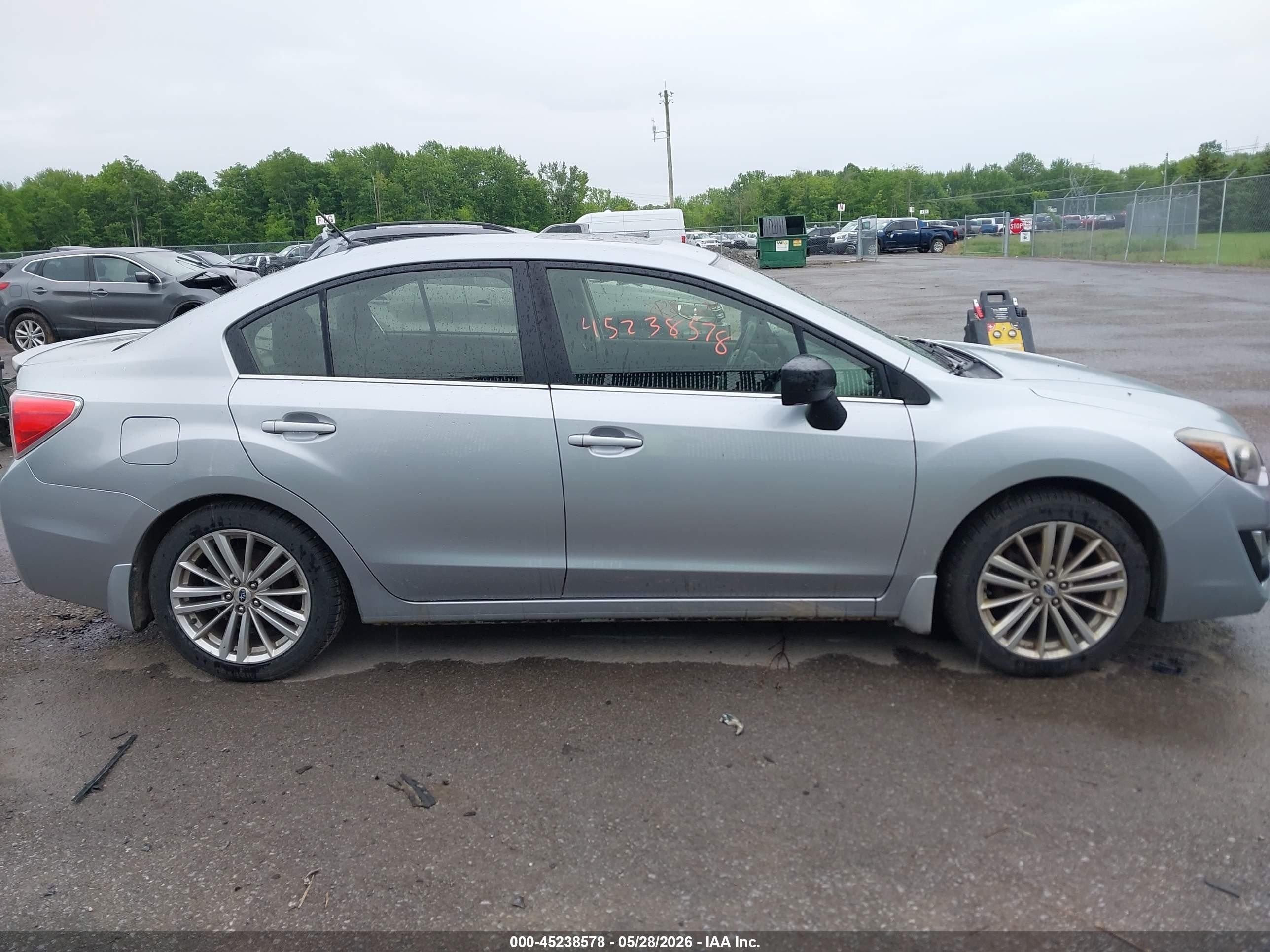 2015 Subaru Impreza 2.0i Premium Silver vin: JF1GJAK62FH022939