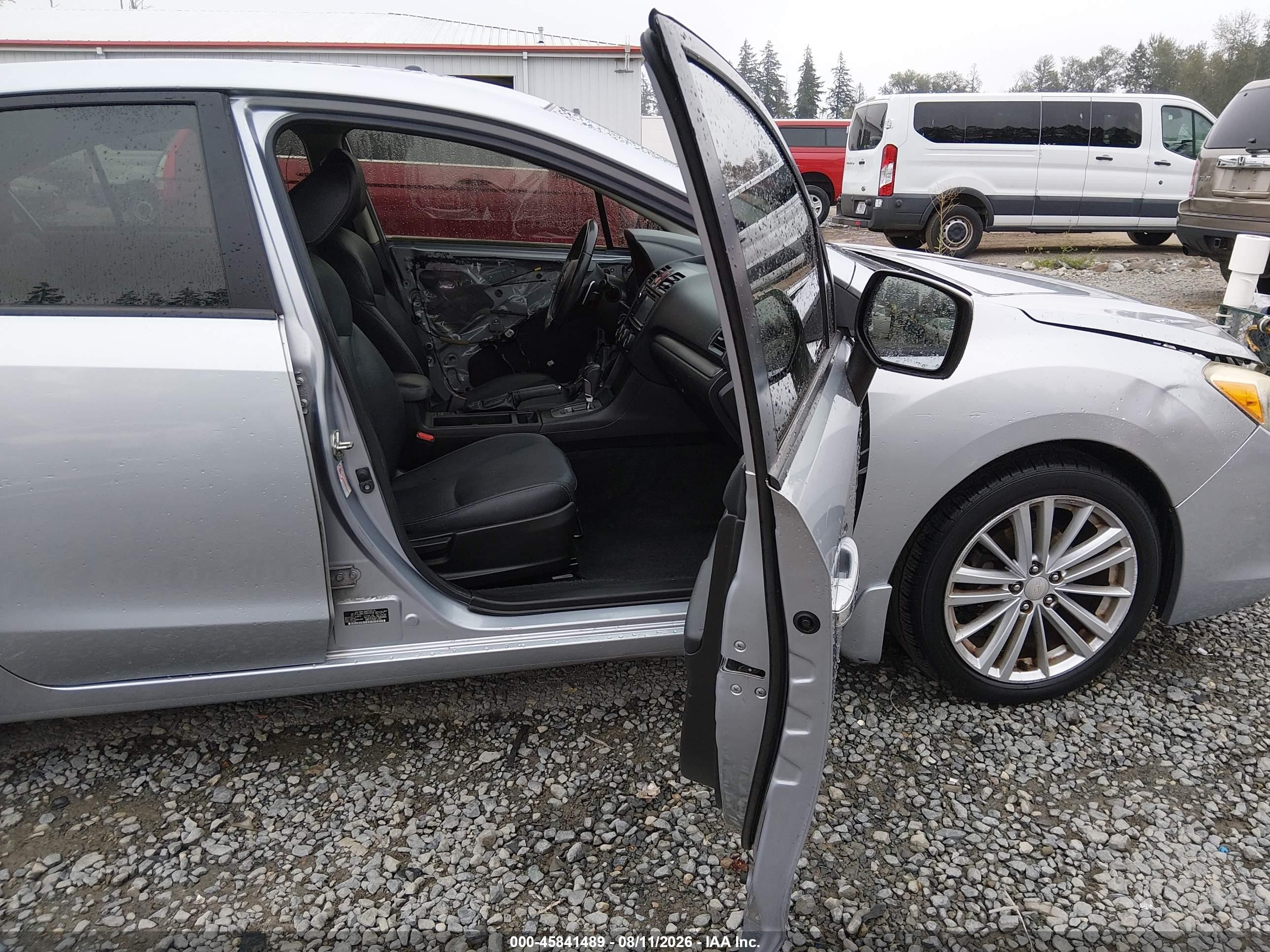 2013 Subaru Impreza 2.0i Limited Серебряный vin: JF1GJAK67DH010038
