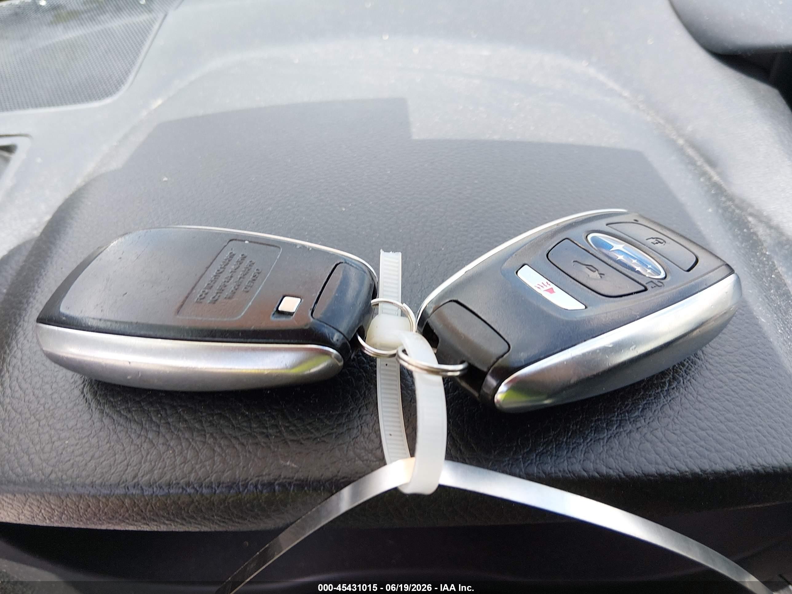 2015 Subaru Impreza 2.0i Limited Черный vin: JF1GJAN61FH018344
