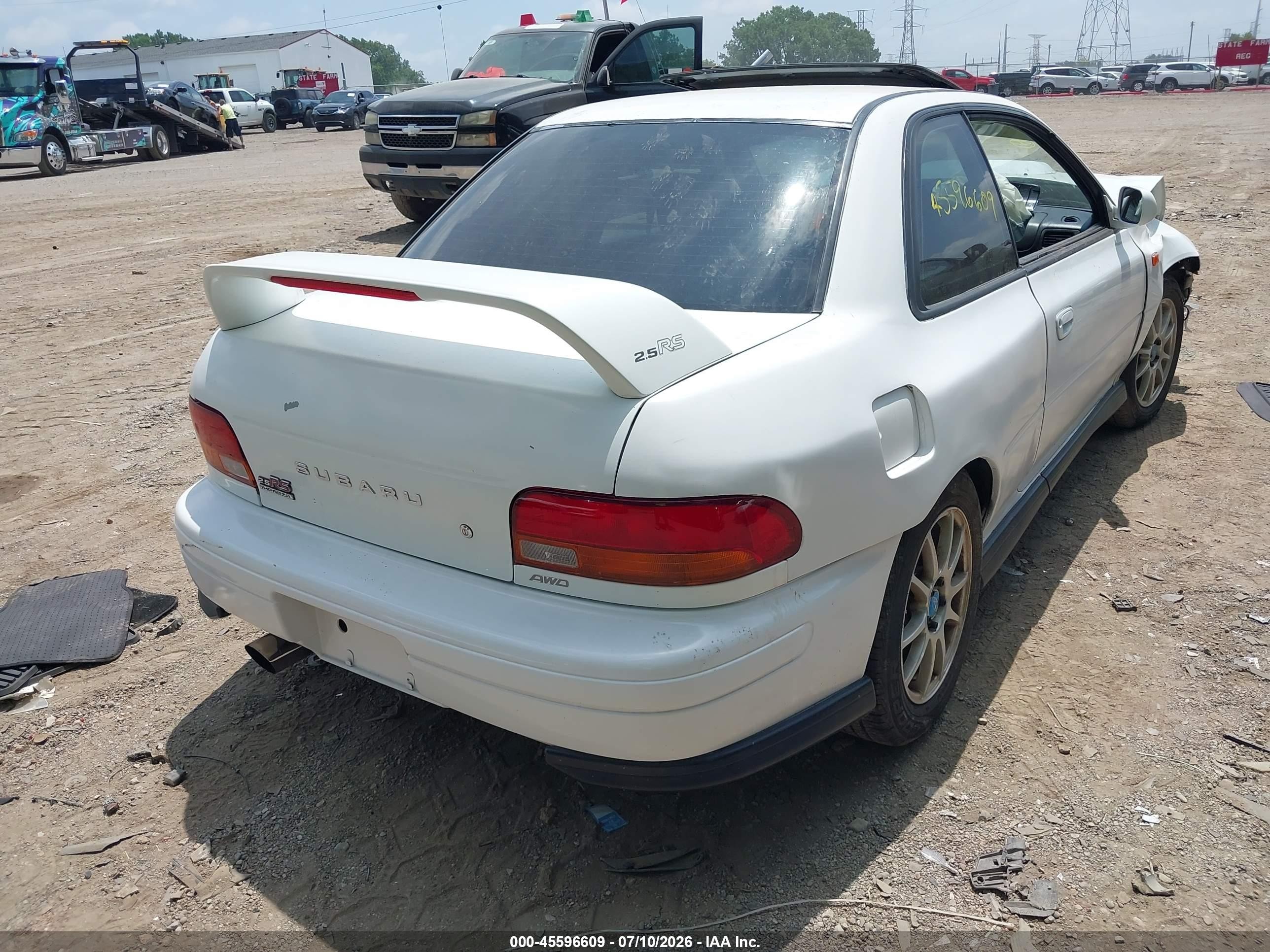 2000 Subaru Impreza 2.5rs Белый vin: JF1GM6753YG403700