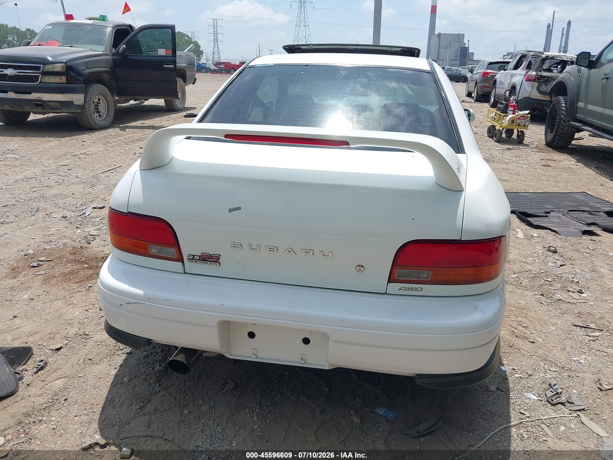 2000 Subaru Impreza 2.5rs Белый vin: JF1GM6753YG403700