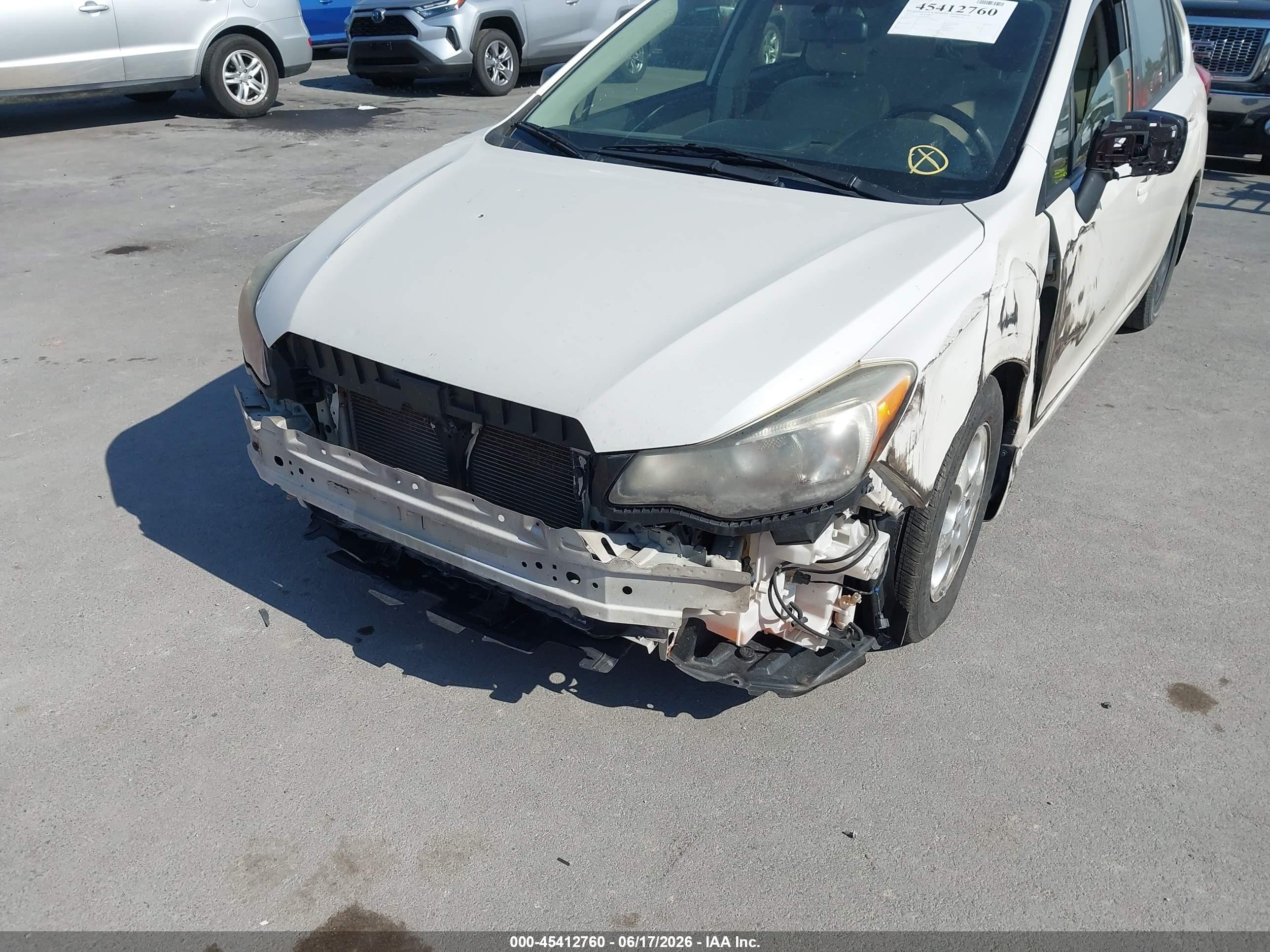 2014 Subaru Impreza 2.0i White vin: JF1GPAA60E8264322