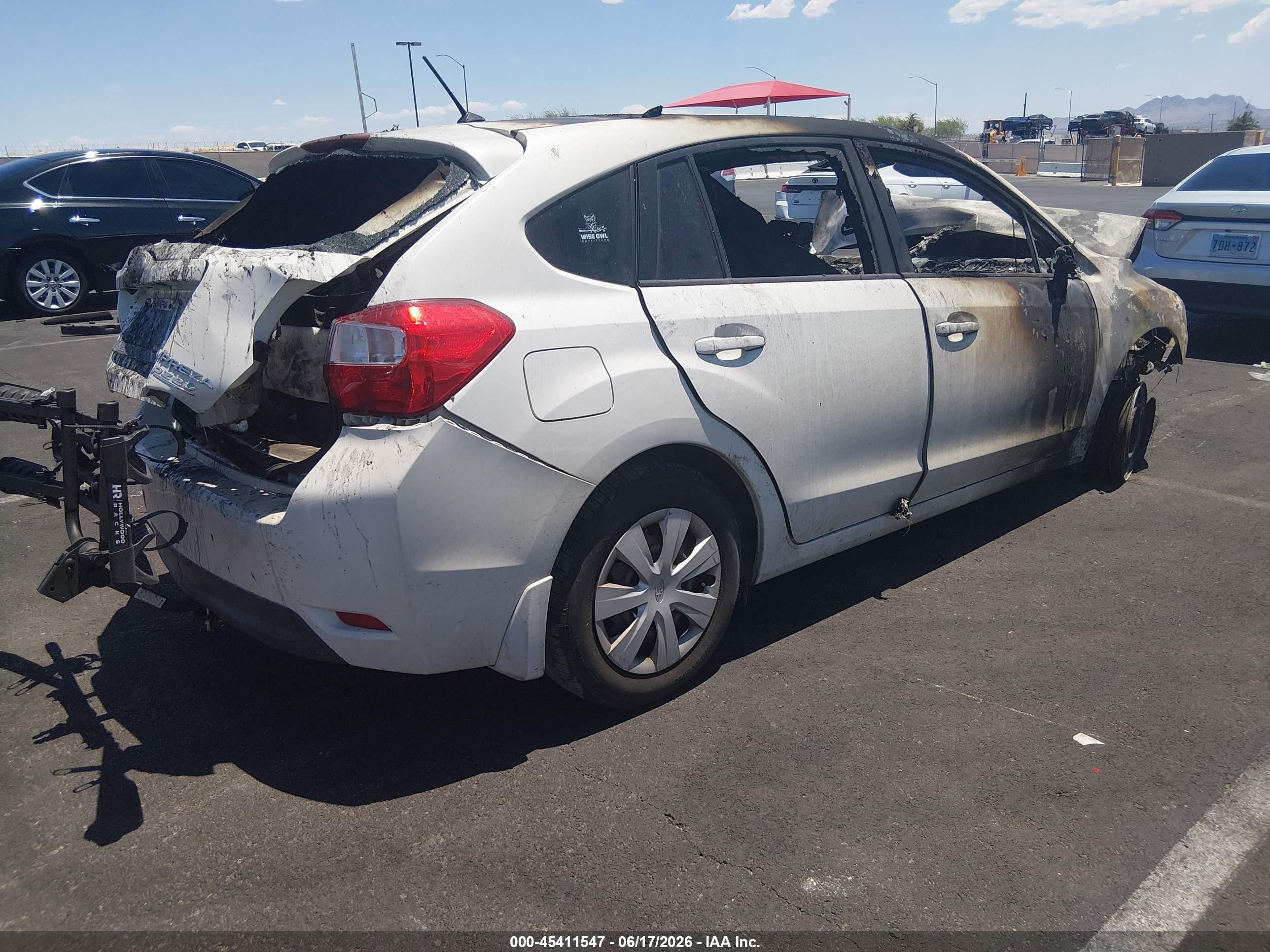 2015 Subaru Impreza 2.0i White vin: JF1GPAA60F8256433