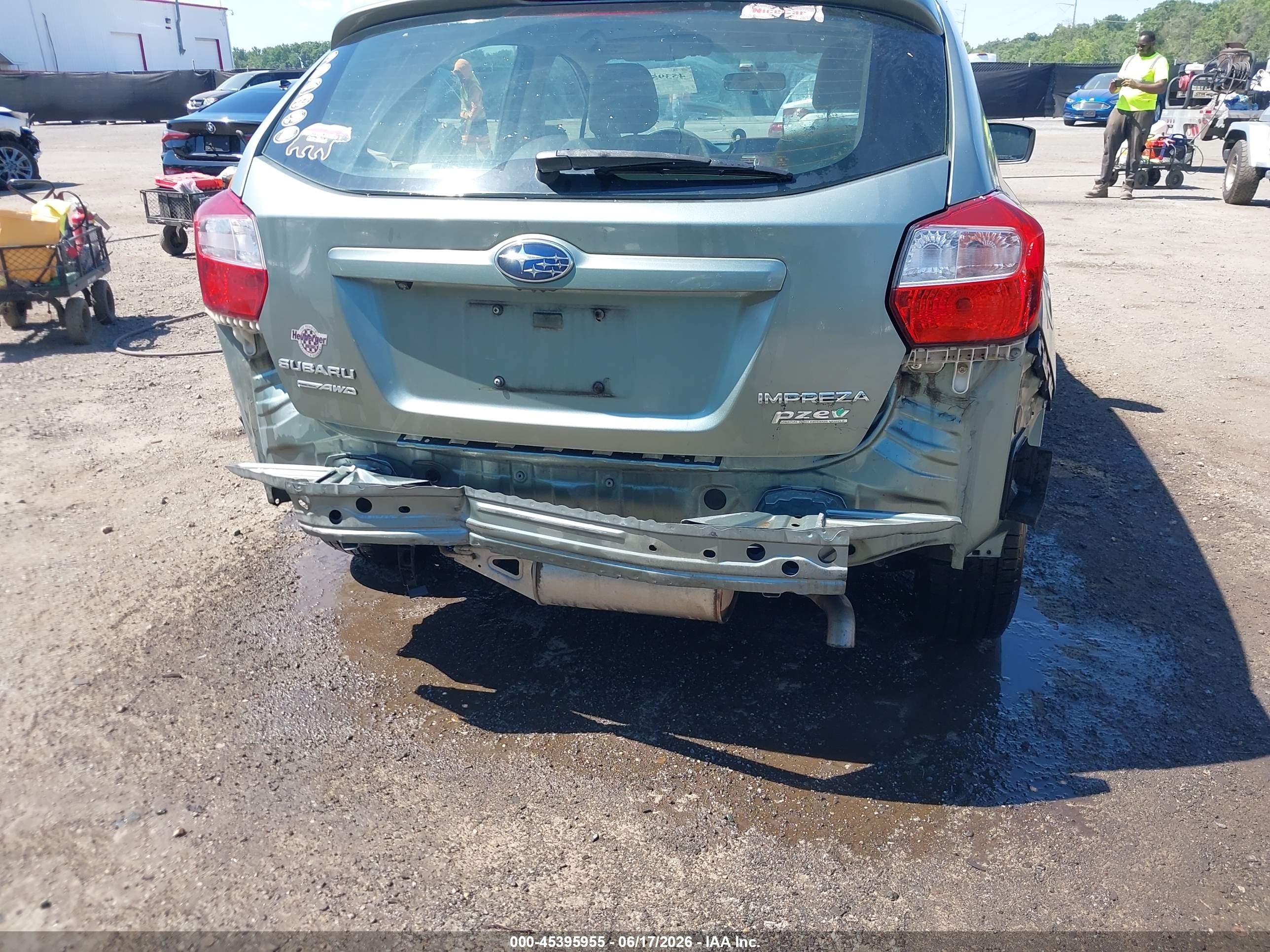 2015 Subaru Impreza 2.0i Серый vin: JF1GPAA60FG304955
