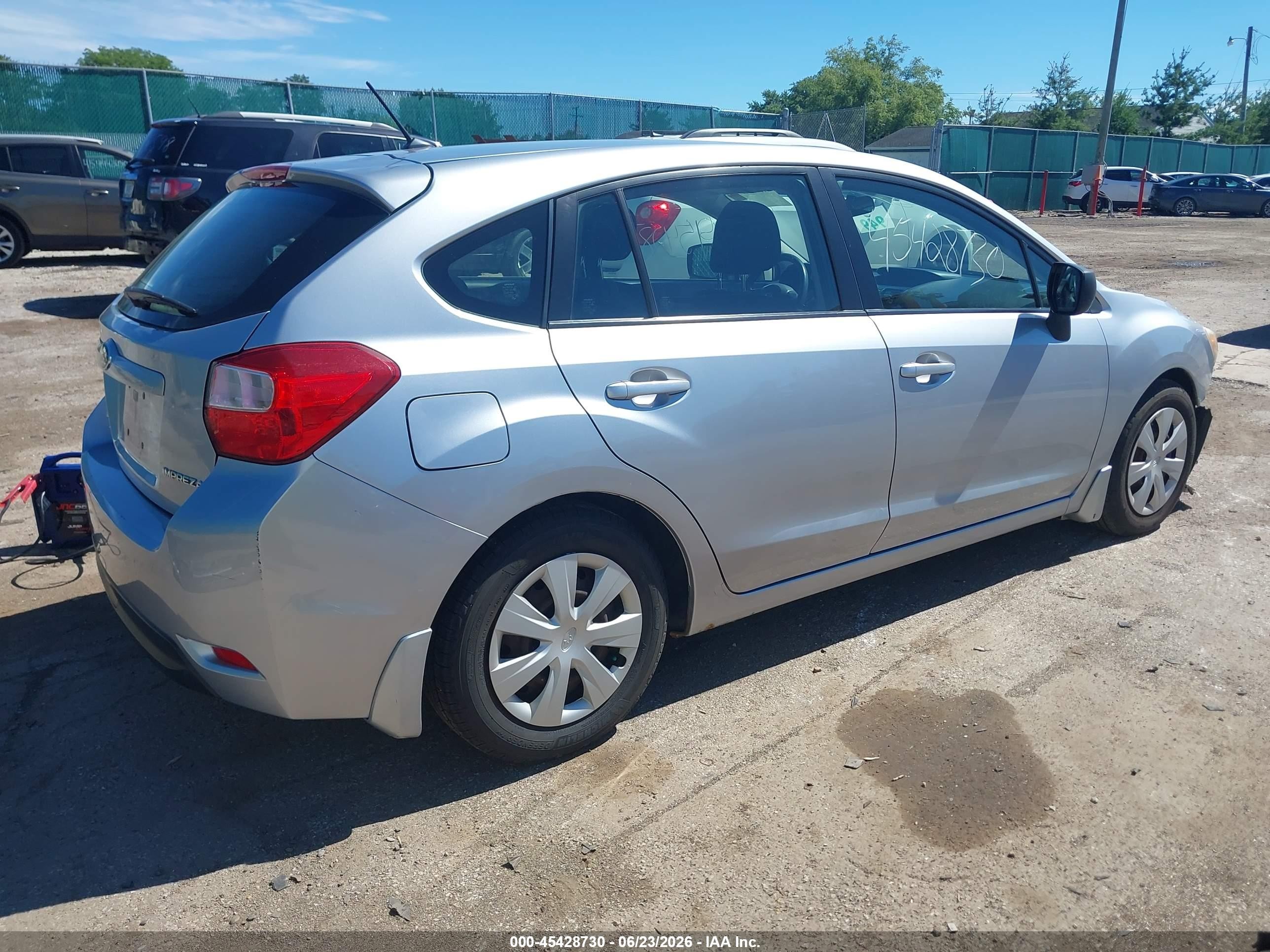 2012 Subaru Impreza 2.0i Silver vin: JF1GPAA61CH204014
