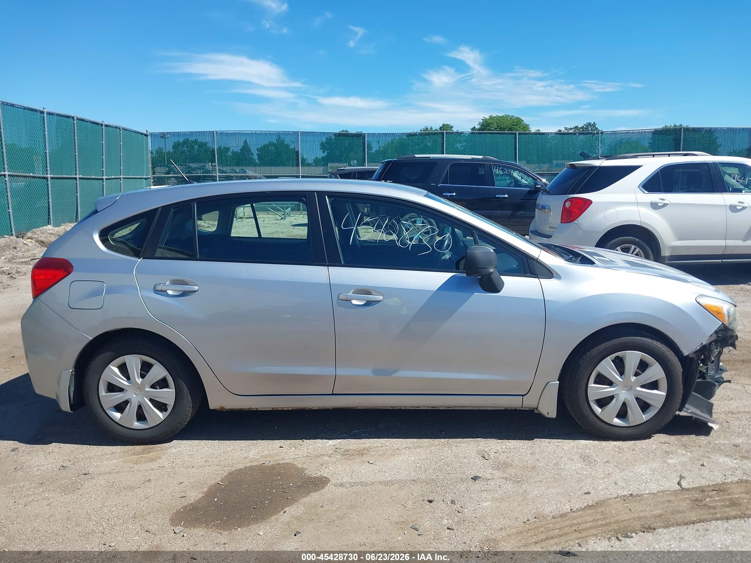 2012 Subaru Impreza 2.0i Silver vin: JF1GPAA61CH204014