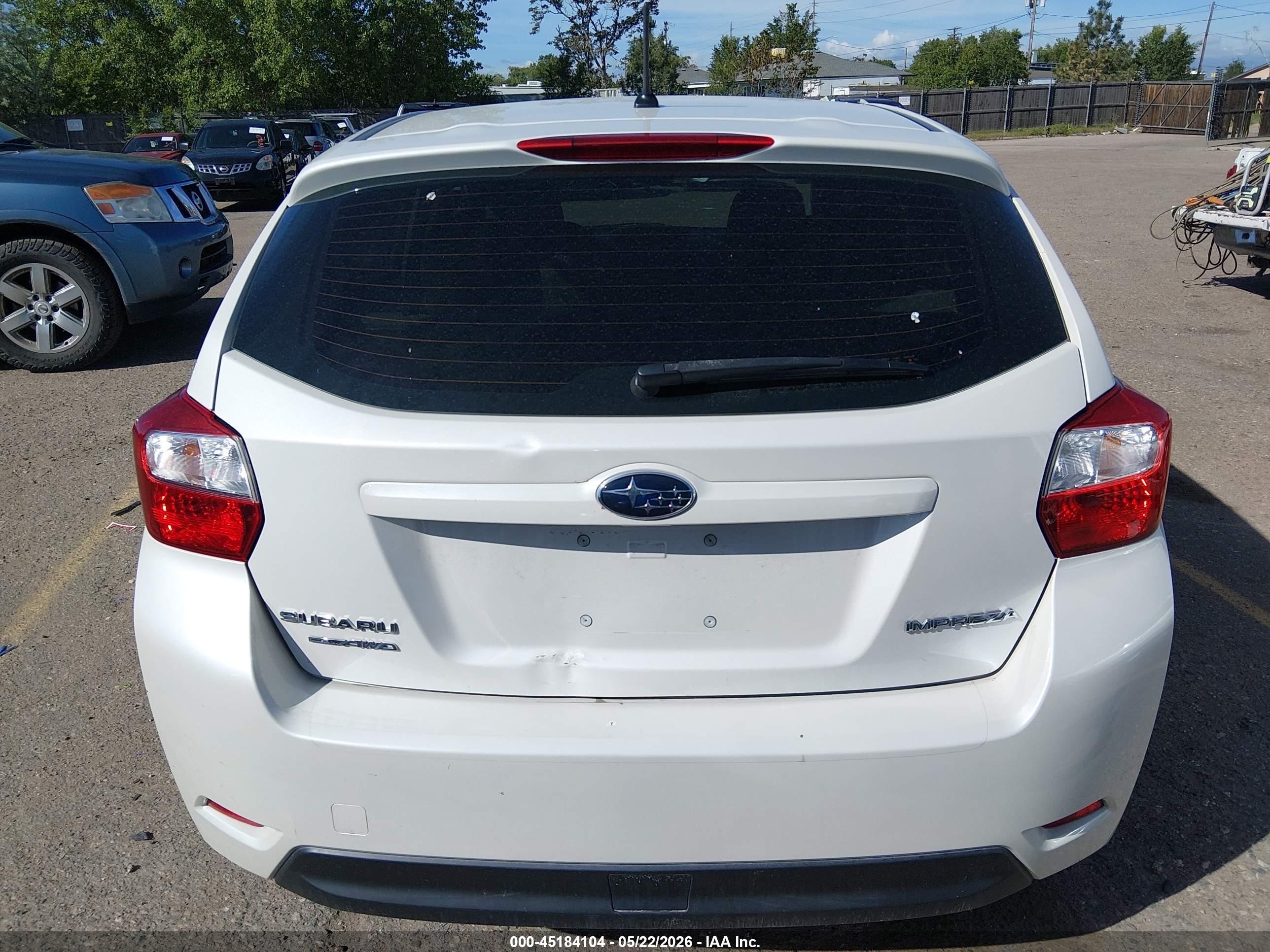 2012 Subaru Impreza 2.0i White vin: JF1GPAA61CH205700