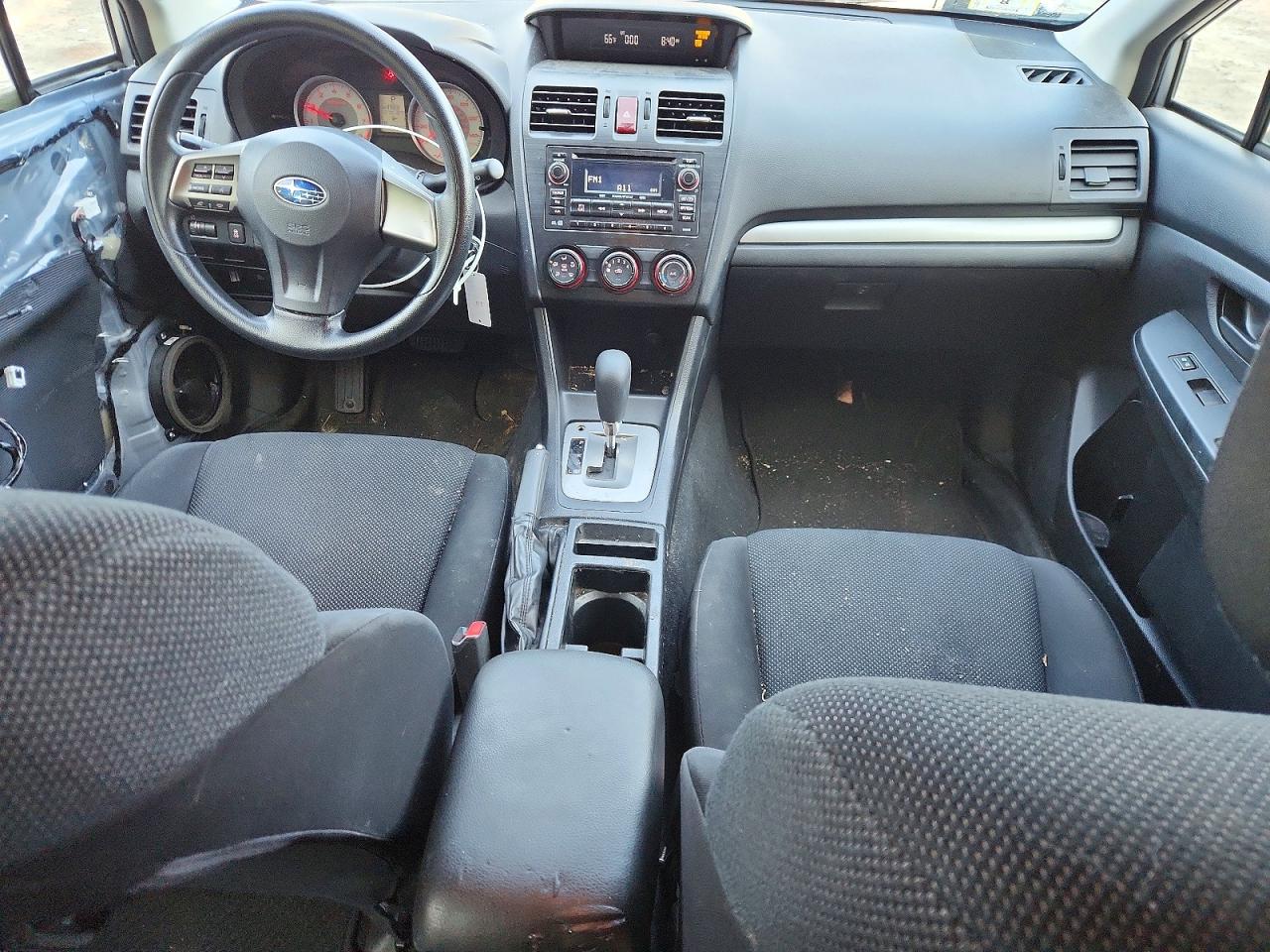 2014 Subaru Impreza Серебряный vin: JF1GPAA61E8280223